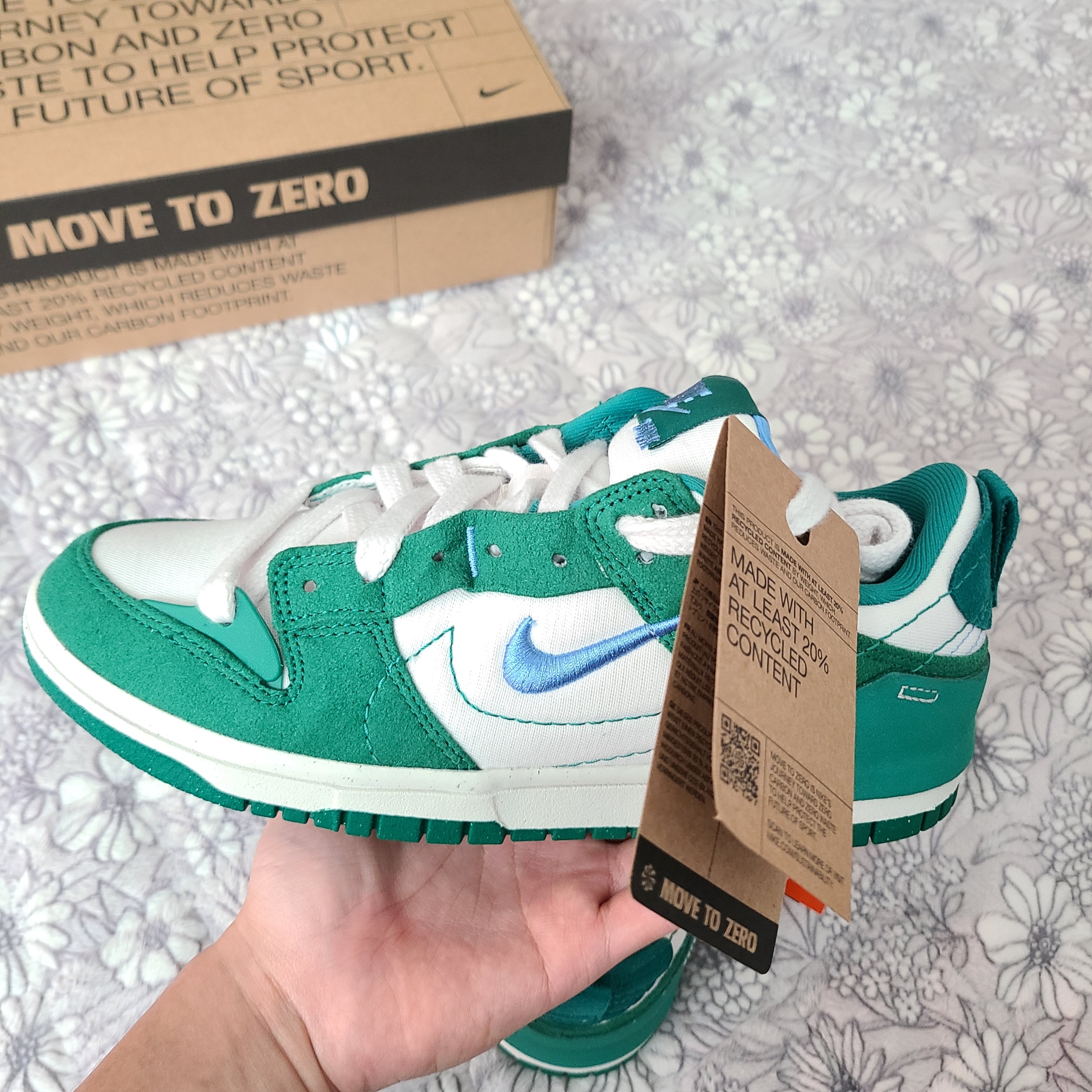 (W) Nike Dunk Low Disrupt 2 Phantom University Blue 착용 스타일 - 3