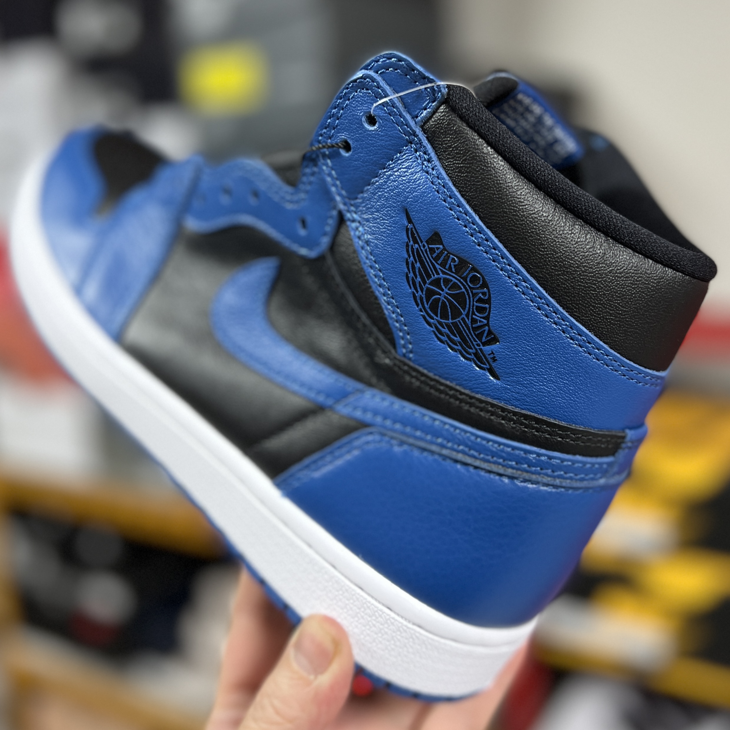 Jordan 1 Retro High OG Dark Marina Blue 착용 스타일 - 2