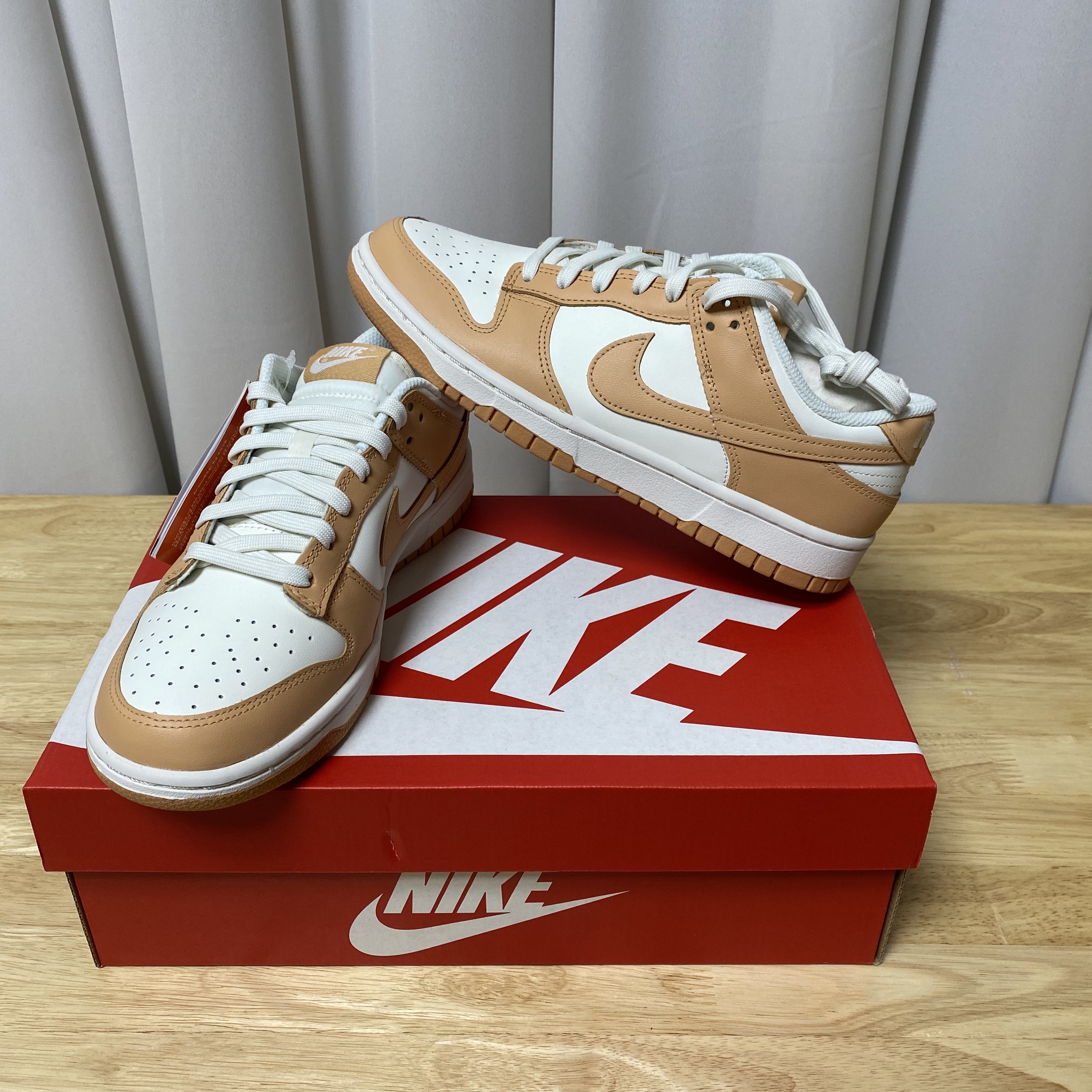 (W) Nike Dunk Low Harvest Moon, Nike Dunk Low Pro Premium Medium Curry 착용 스타일 - 1