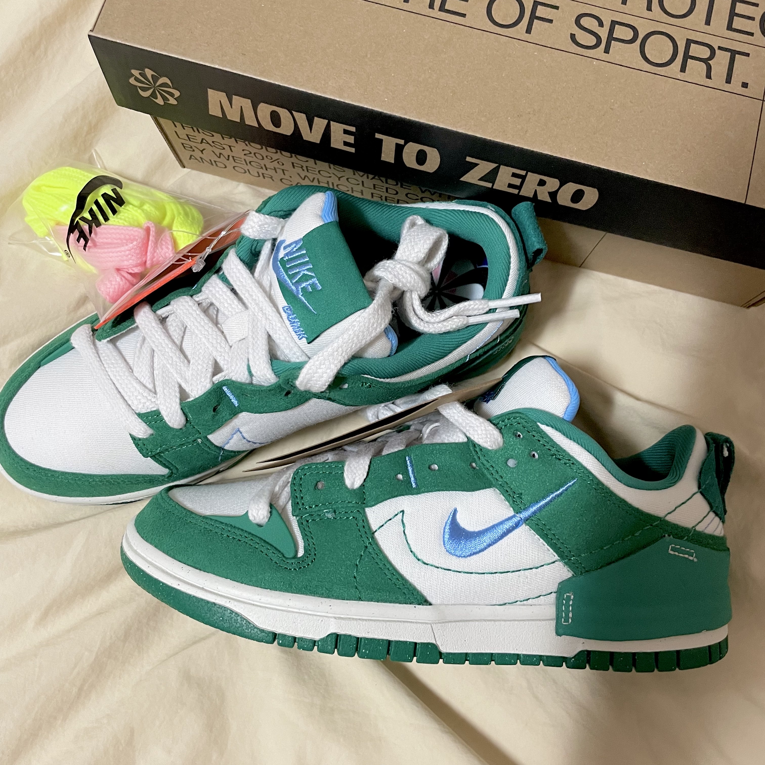 (W) Nike Dunk Low Disrupt 2 Phantom University Blue 착용 스타일