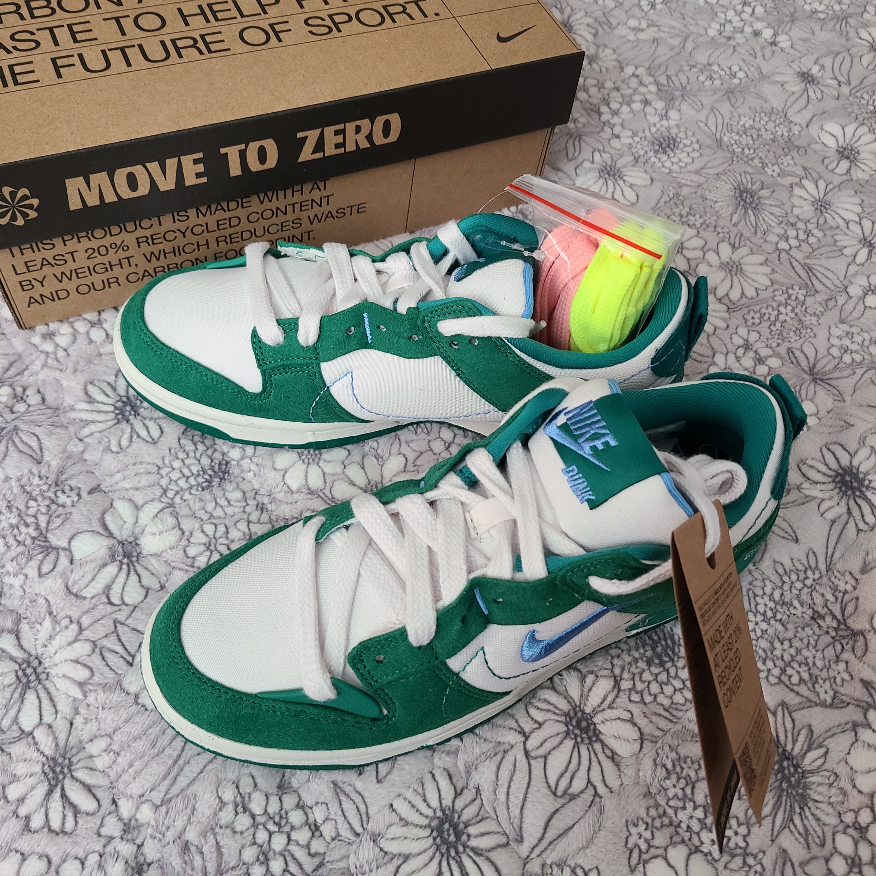 (W) Nike Dunk Low Disrupt 2 Phantom University Blue 착용 스타일 - 2