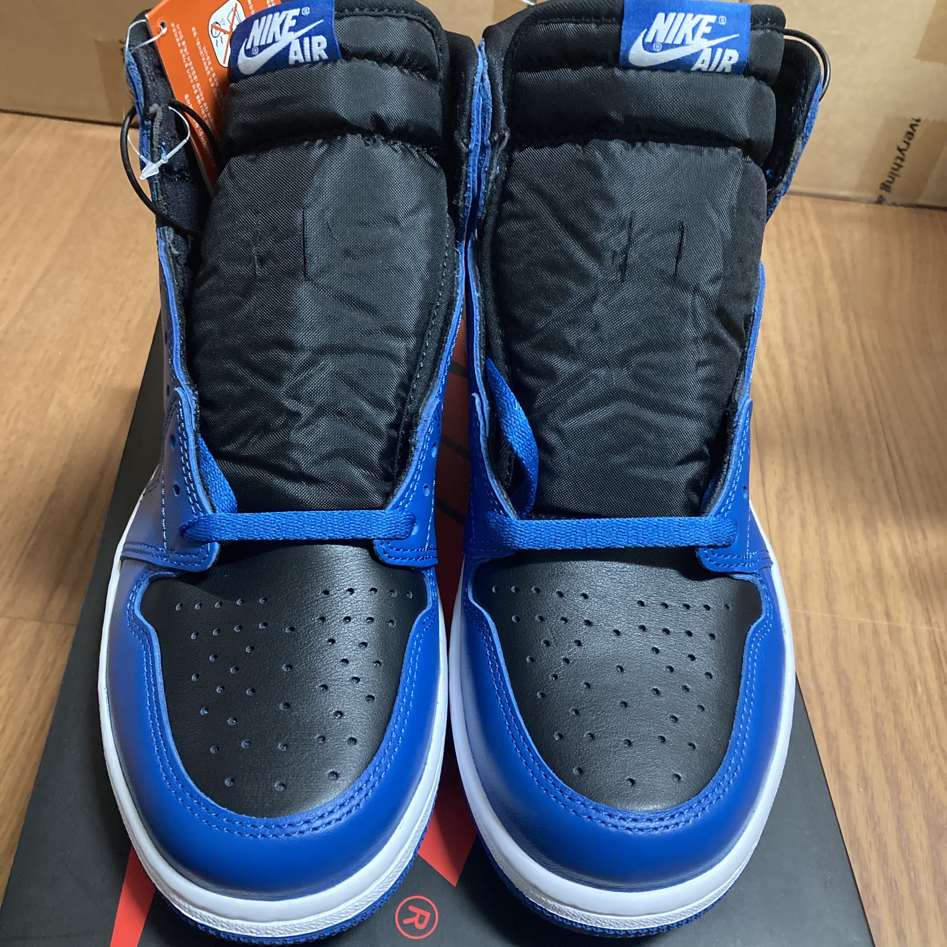 Jordan 1 Retro High OG Dark Marina Blue 착용 스타일 - 2