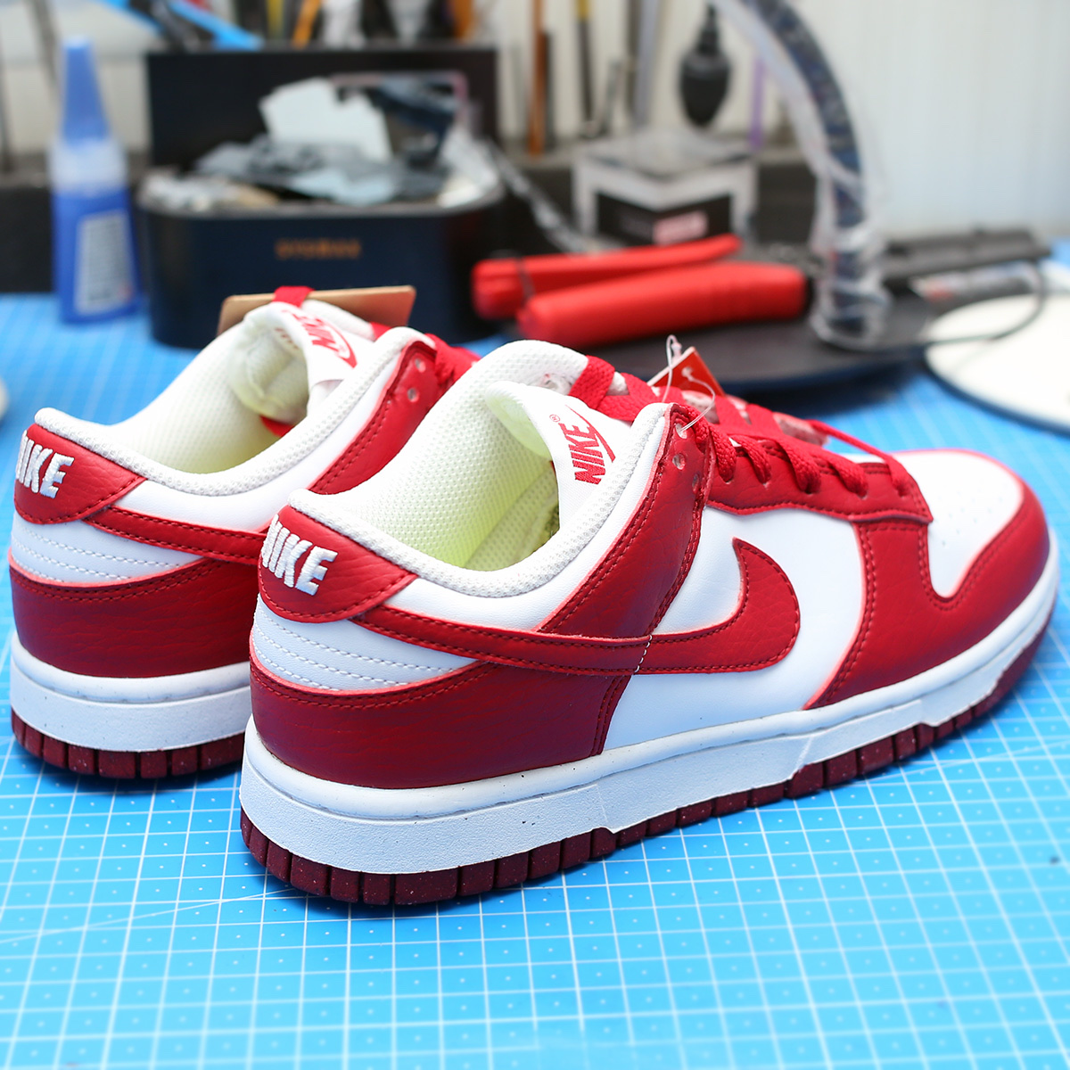 (W) Nike Dunk Low Next Nature Gym Red 착용 스타일 - 3