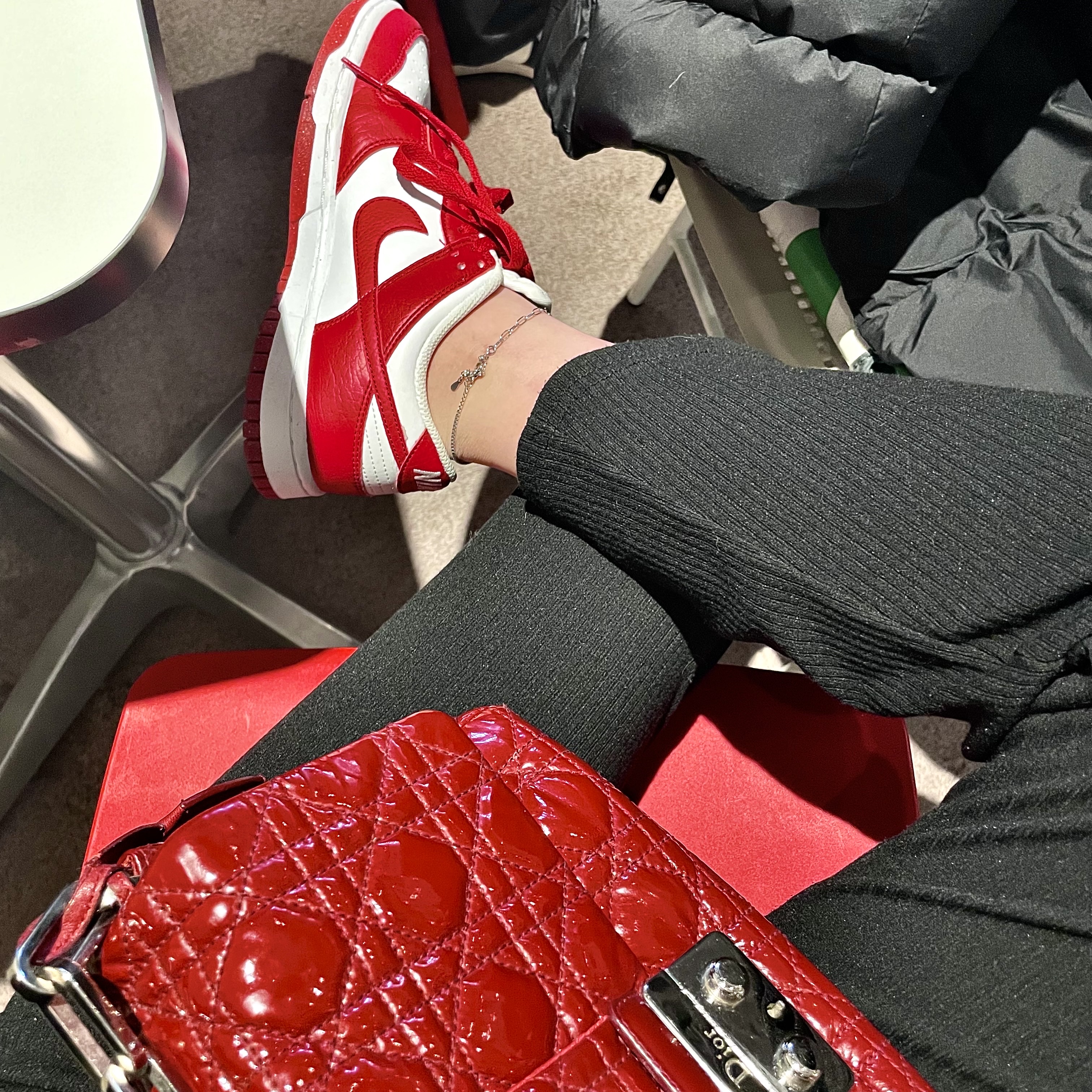 (W) Nike Dunk Low Next Nature Gym Red 착용 스타일 - 2
