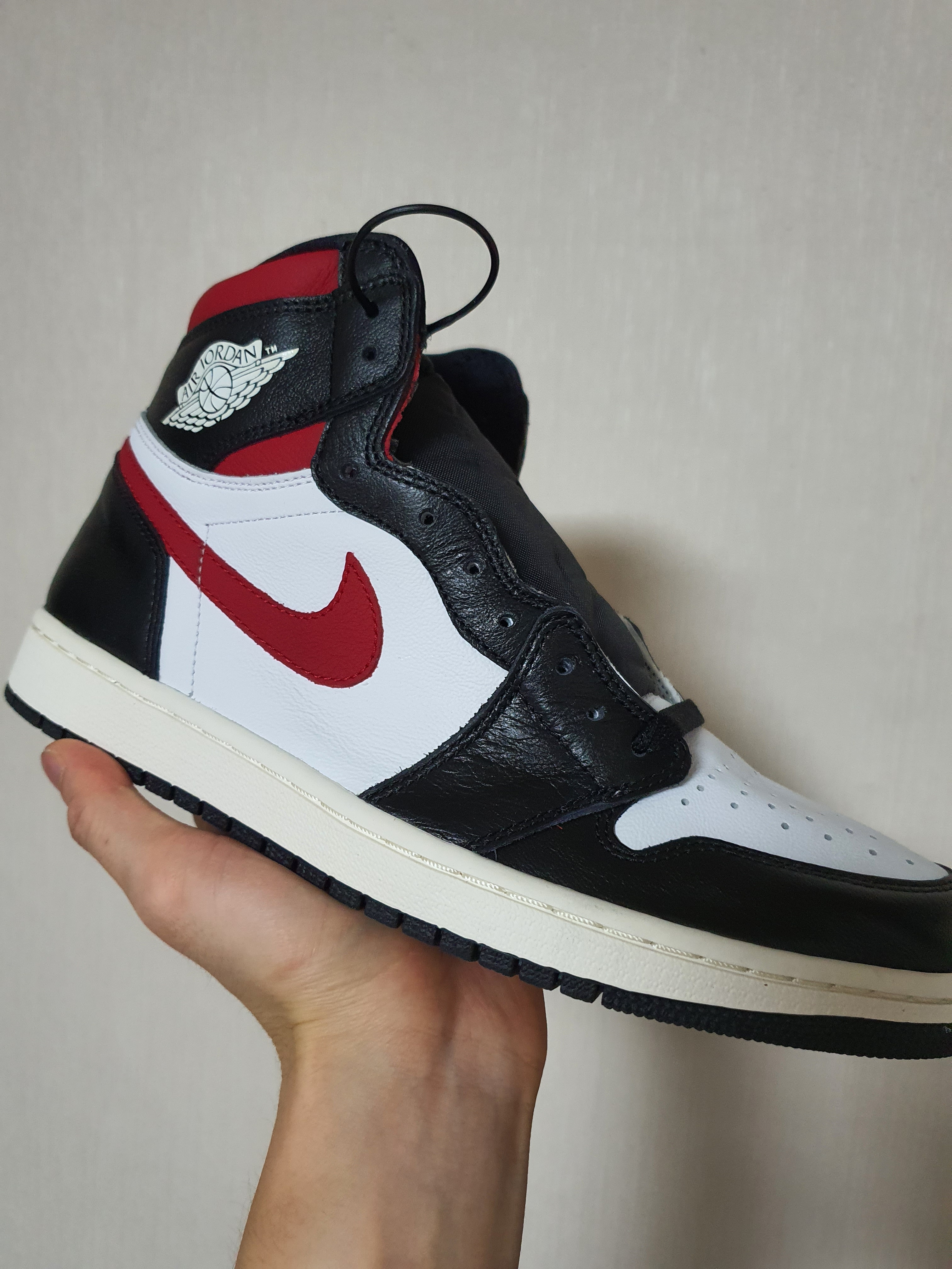 Jordan 1 Retro High OG Gym Red 착용 스타일 - 2