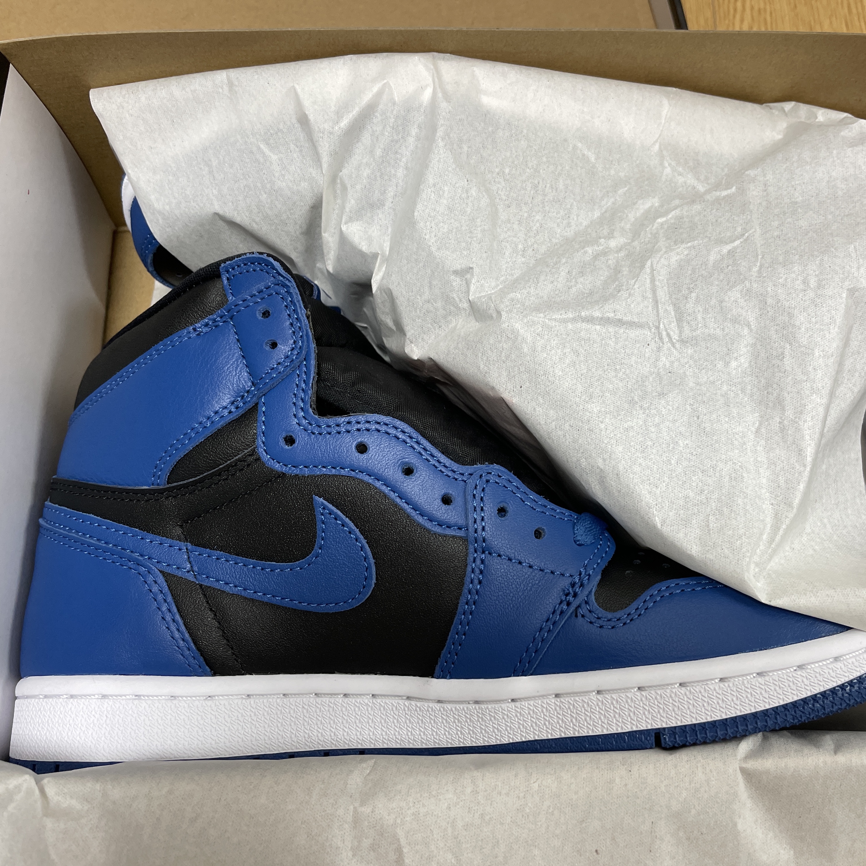 Jordan 1 Retro High OG Dark Marina Blue 착용 스타일 - 2