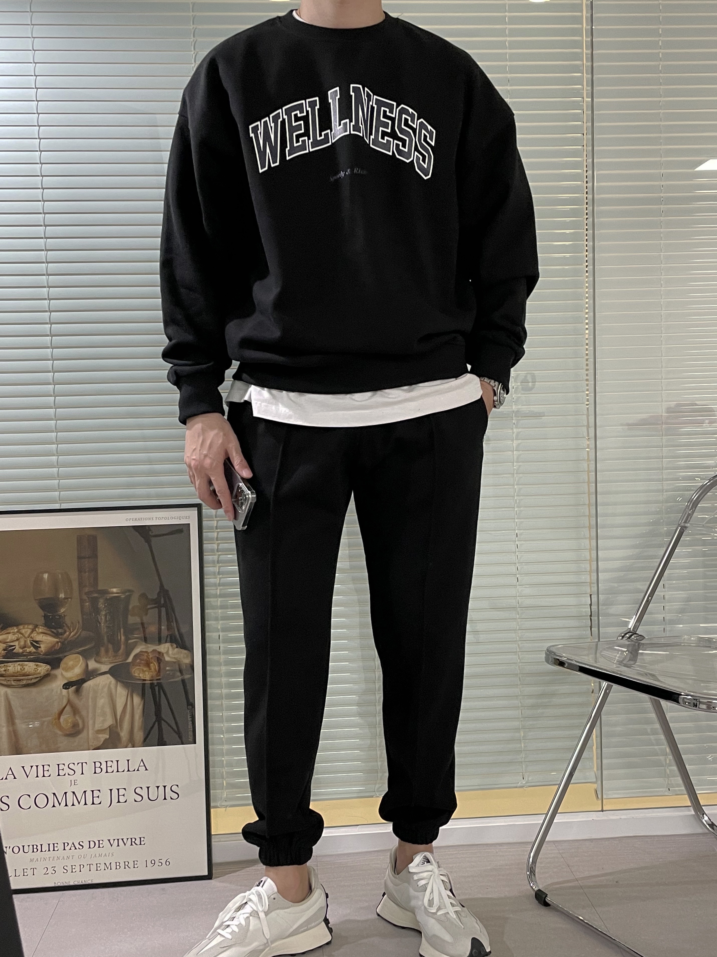 New Balance 327 White Black 착용 스타일 - 2