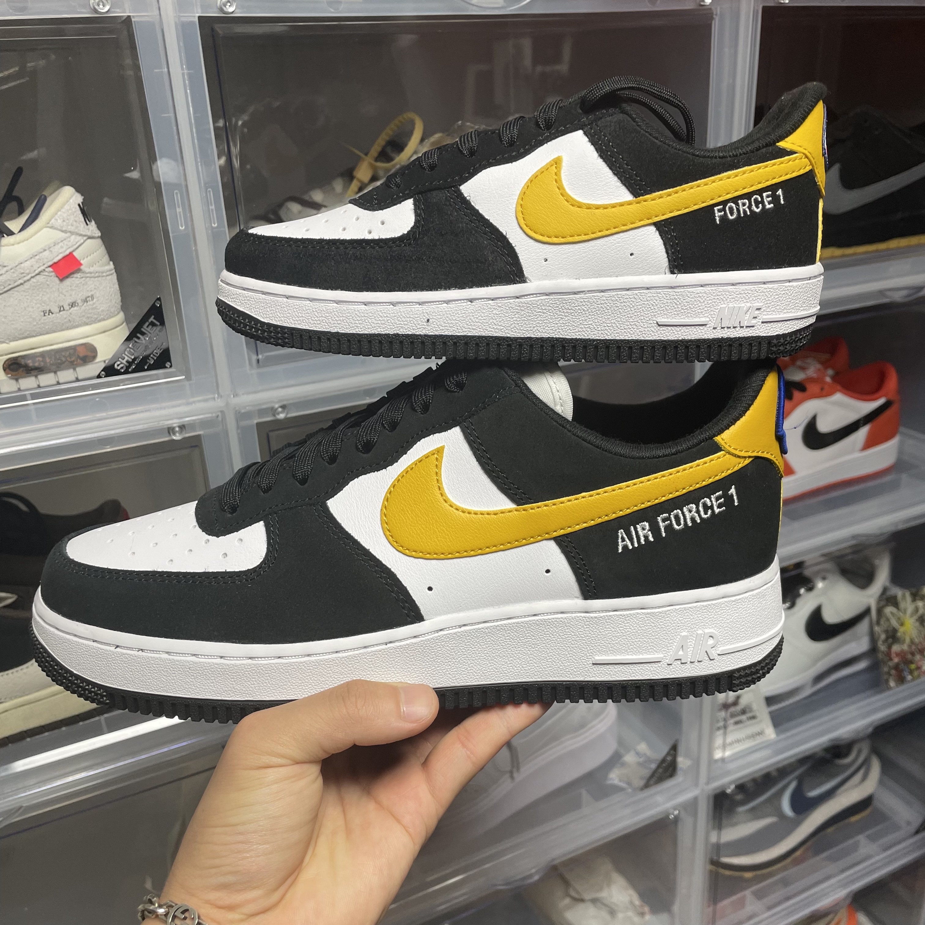 Nike Air Force 1 '07 LV8 Athletic Club Black Dark Sulfur, (PS) Nike Air Force 1 LV8 Athletic Club Black Dark Sulfur 착용 스타일
