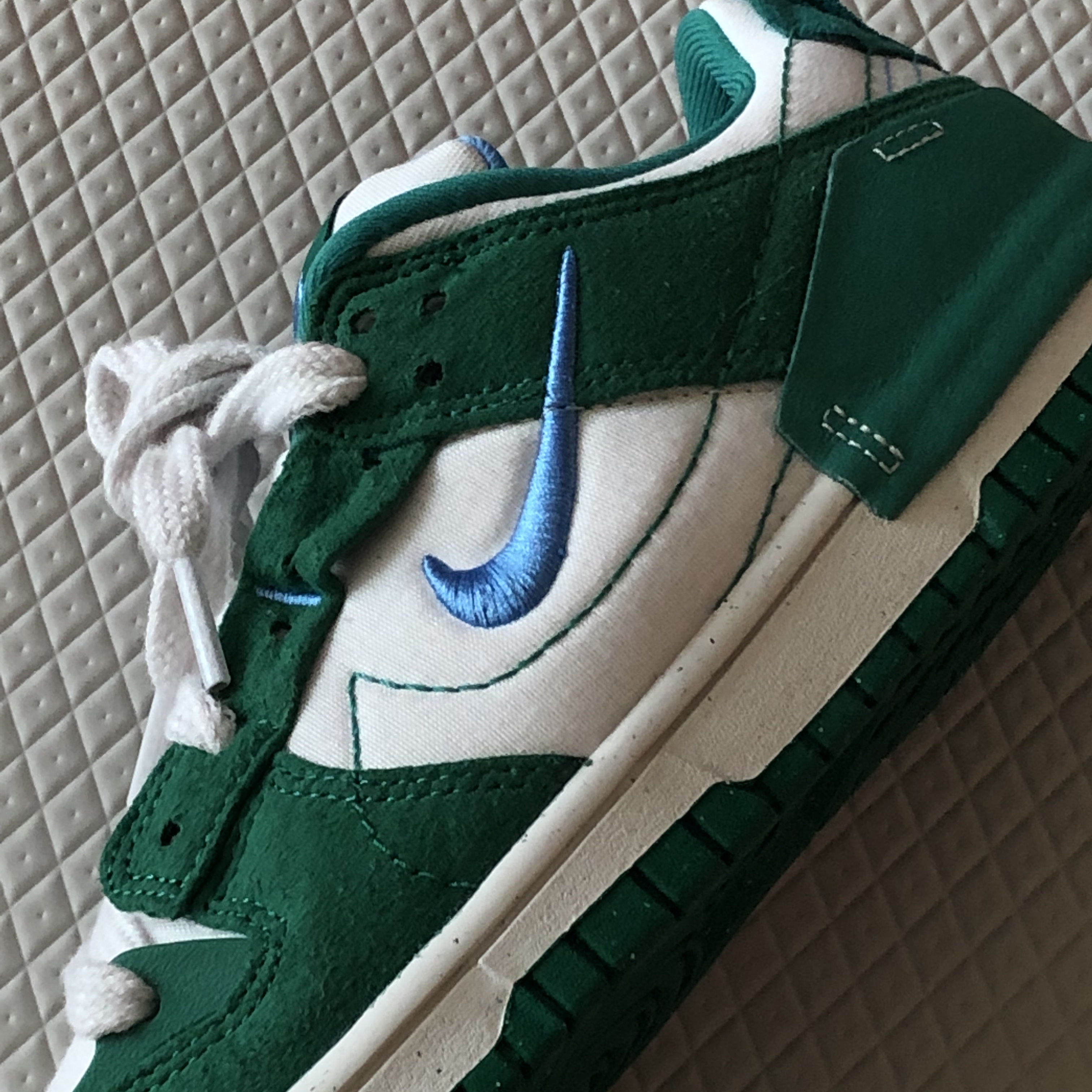 (W) Nike Dunk Low Disrupt 2 Phantom University Blue 착용 스타일 - 3