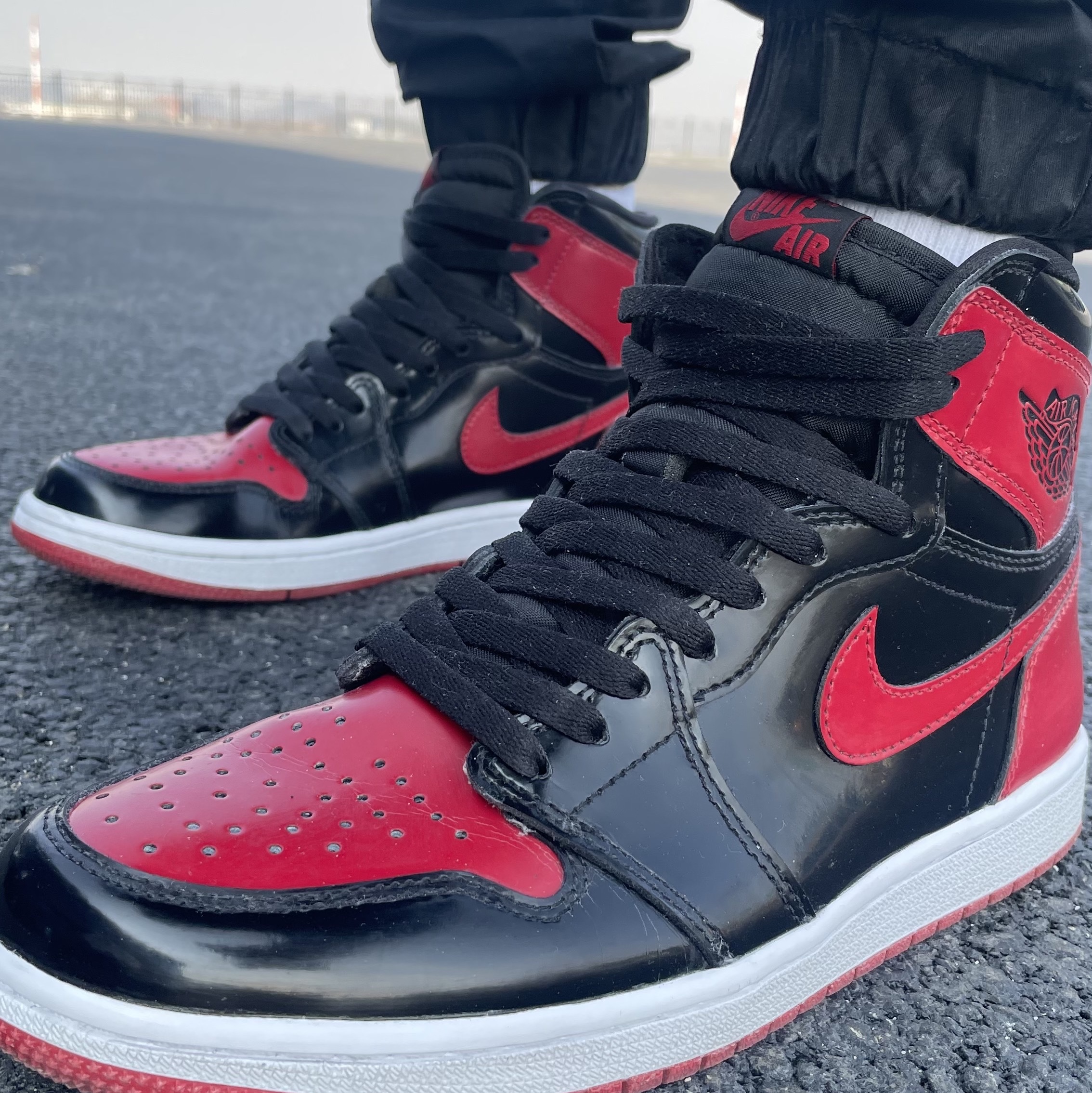 Jordan 1 Retro High OG Patent Bred 착용 스타일