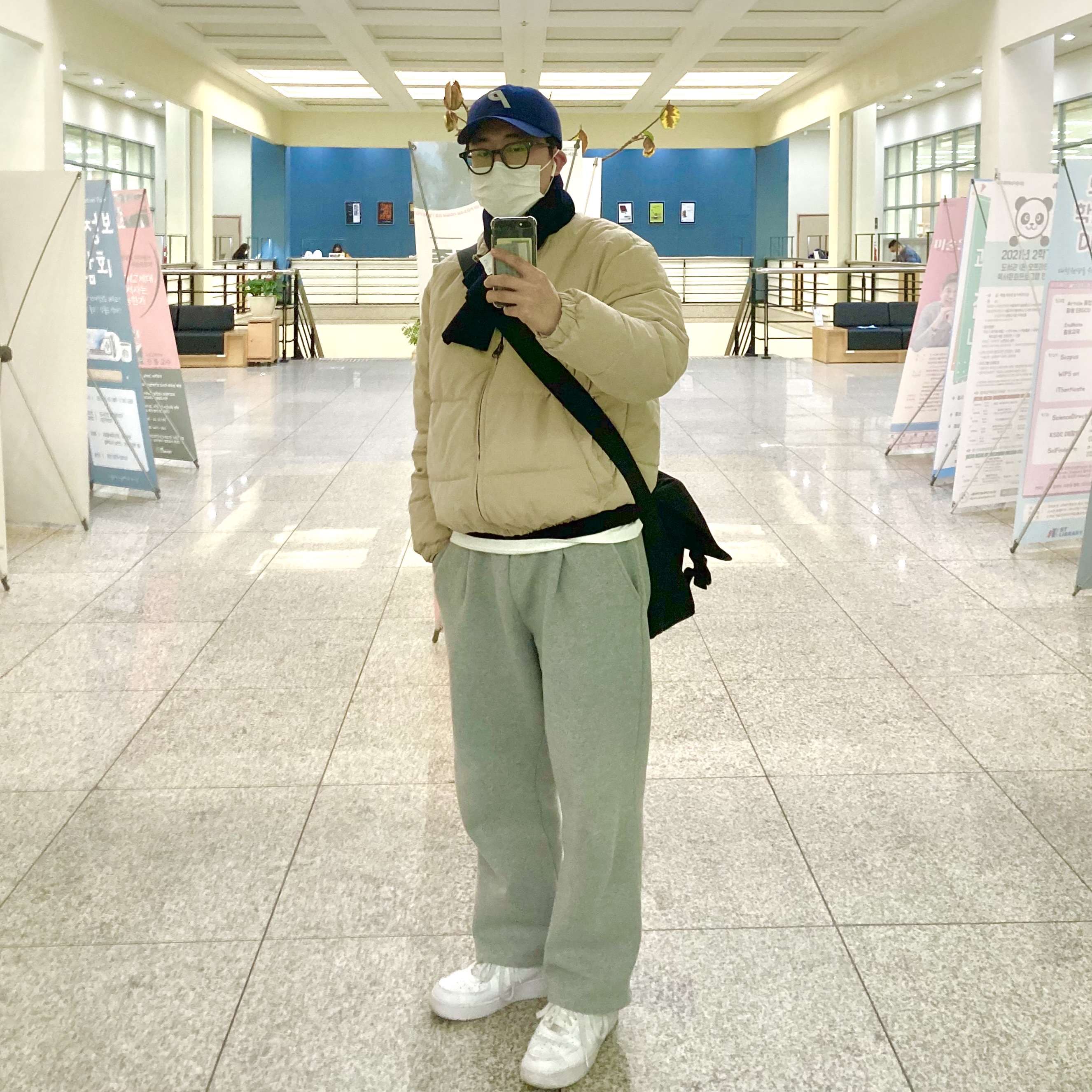 Palace 3D P 6-Panel Blue - 21SS, Nike Air Force 1 '07 Low White 착용 스타일