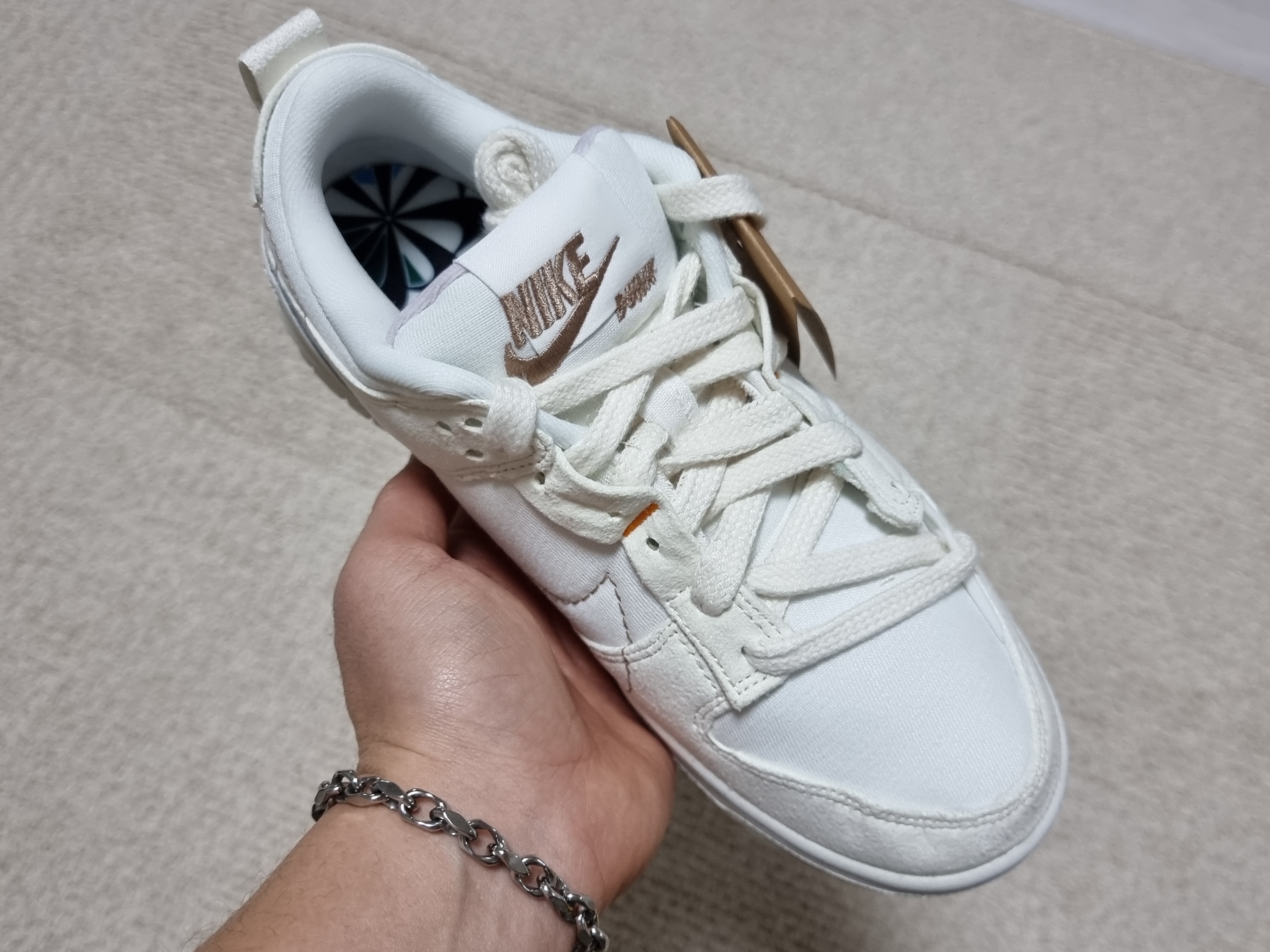 (W) Nike Dunk Low Disrupt 2 Pale Ivory Sail 착용 스타일 - 2
