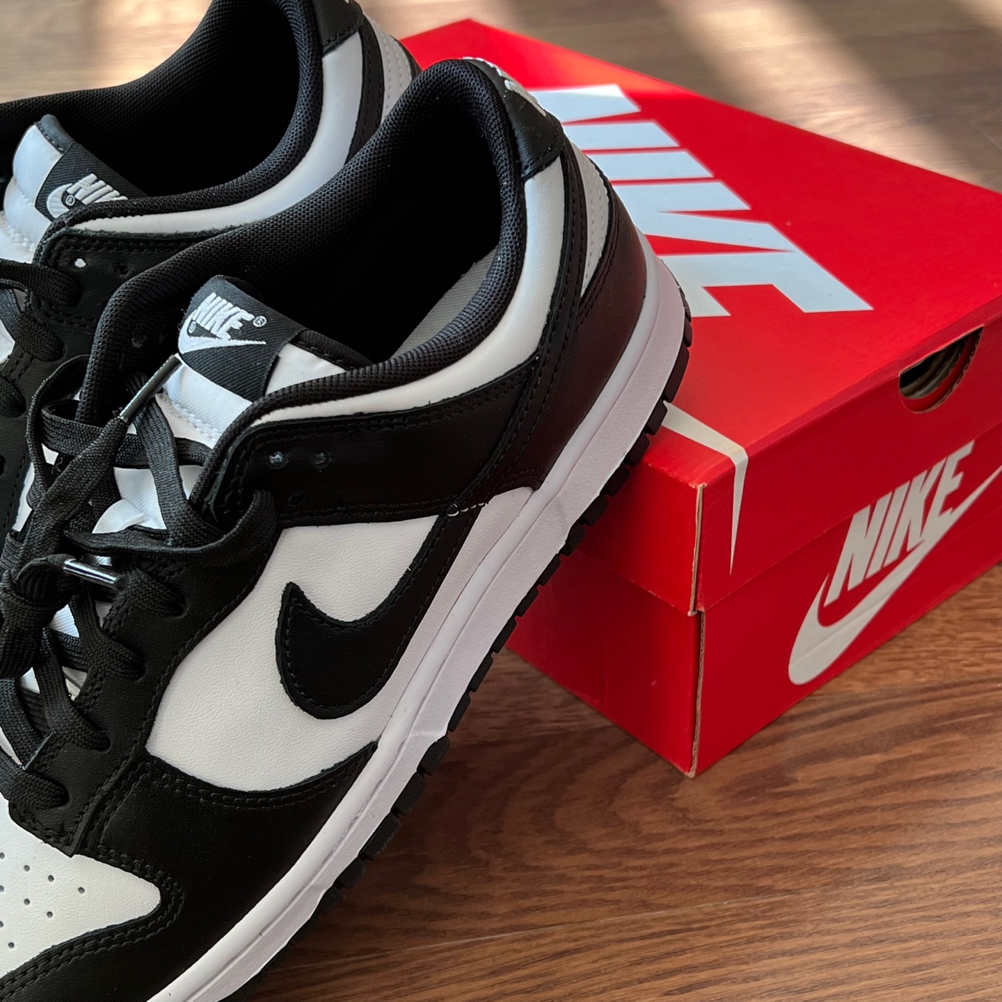 Nike Dunk Low Retro Black 착용 스타일