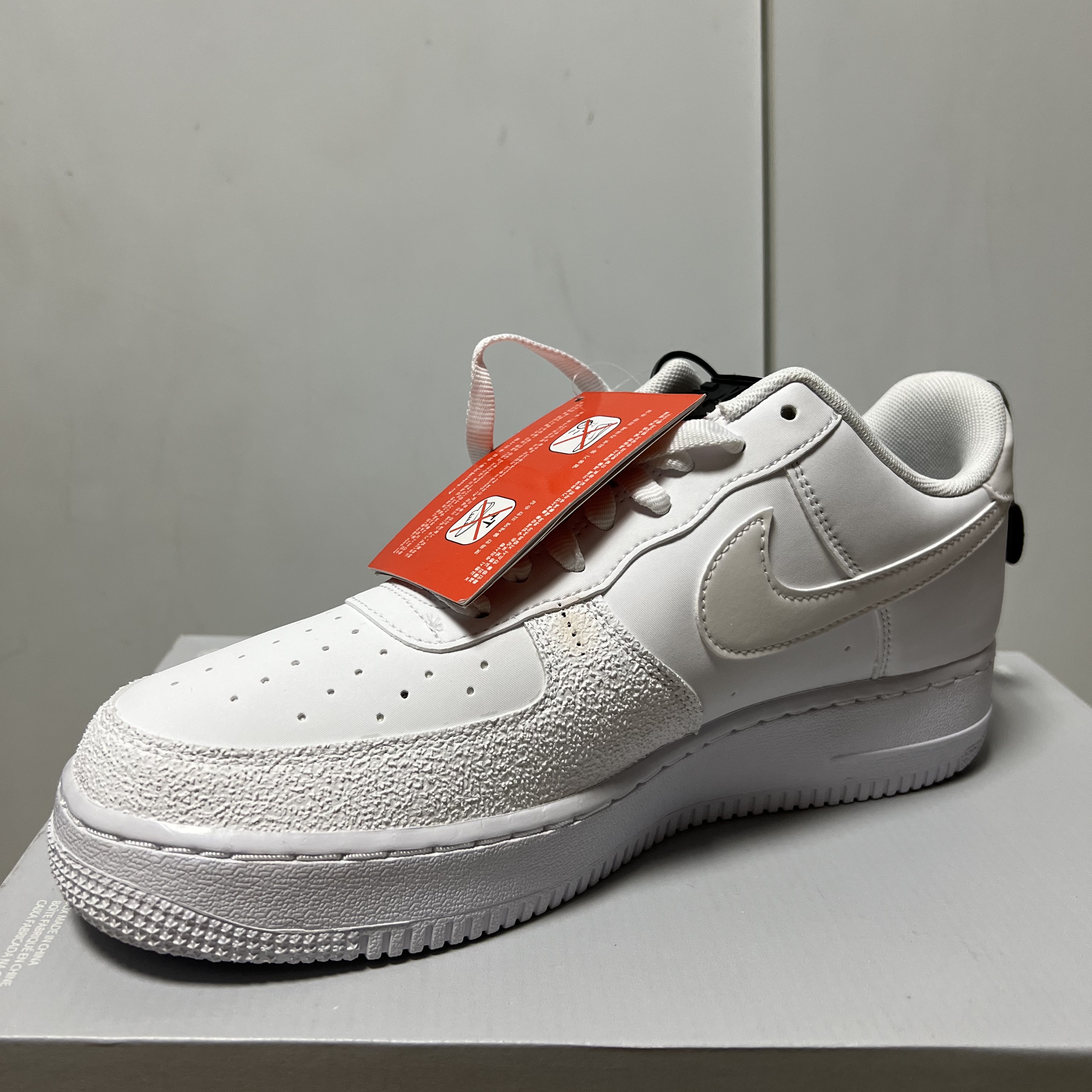 Nike Air Force 1 NDSTRKT White 착용 스타일