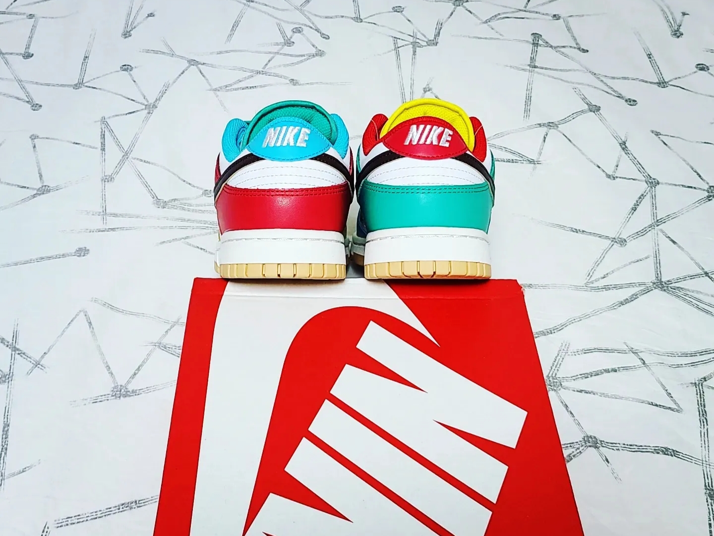 Nike Dunk Low SE Free.99 White 착용 스타일 - 5