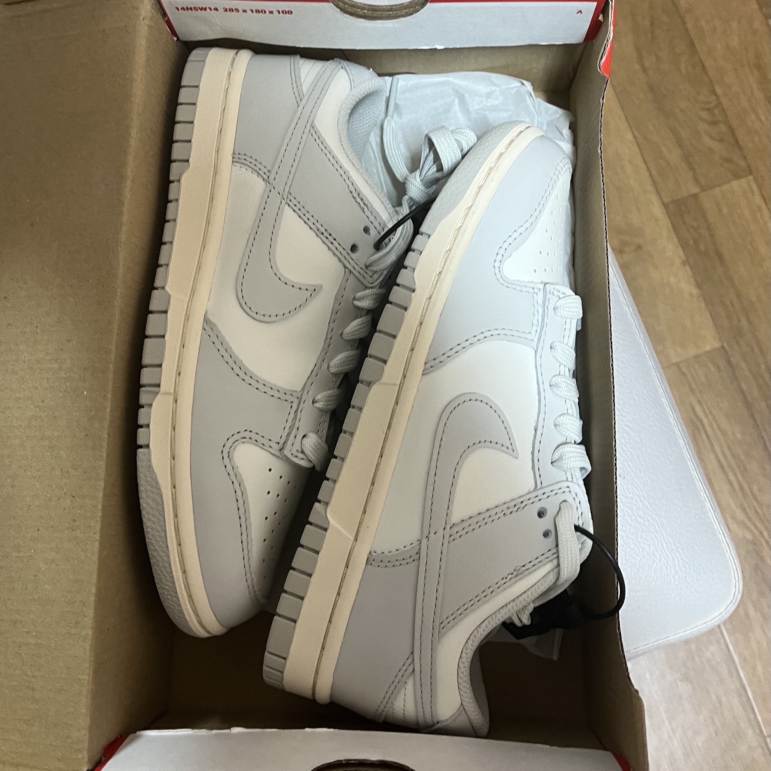 (W) Nike Dunk Low Light Bone 착용 스타일