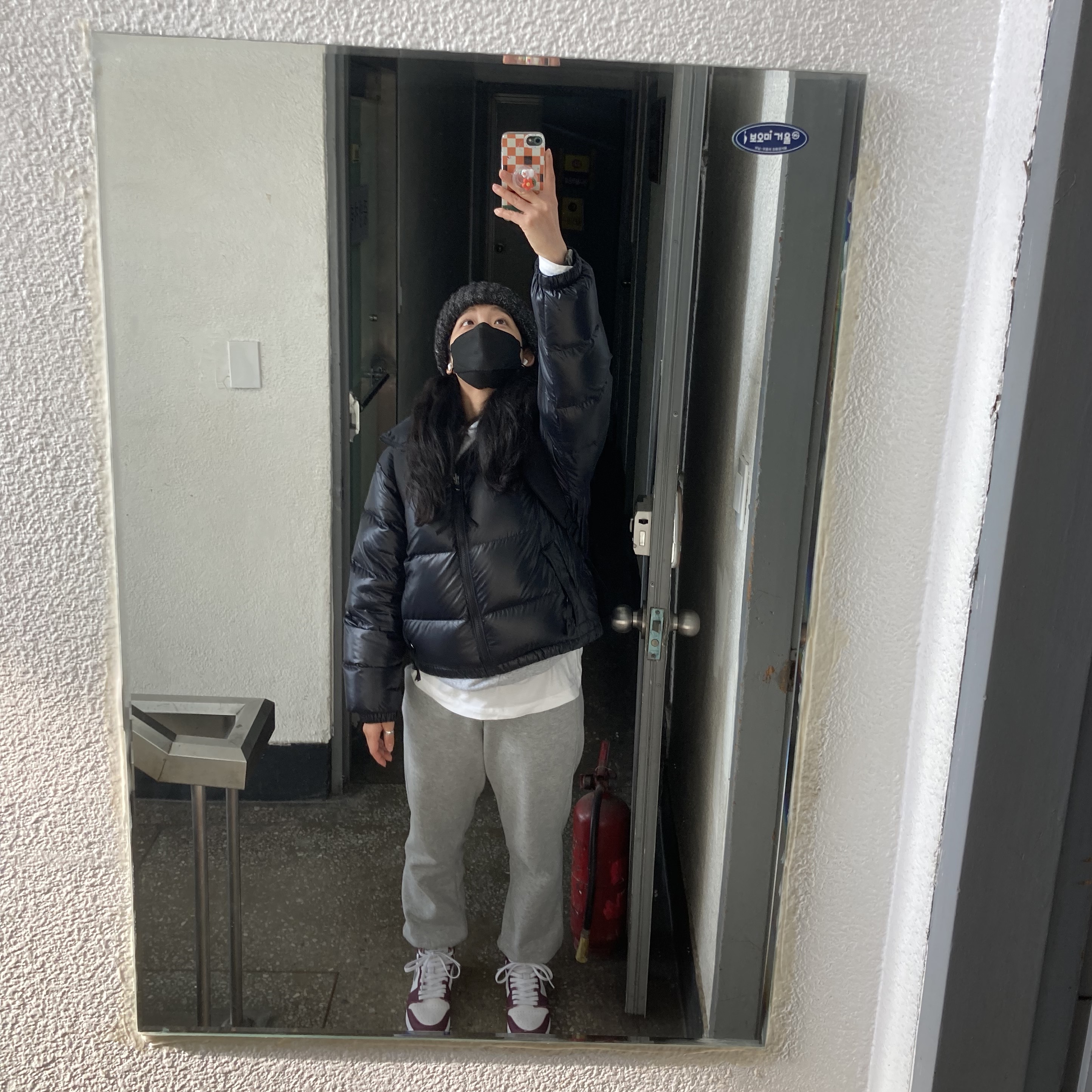 (GS) Jordan 1 Retro High OG Bordeaux 착용 스타일