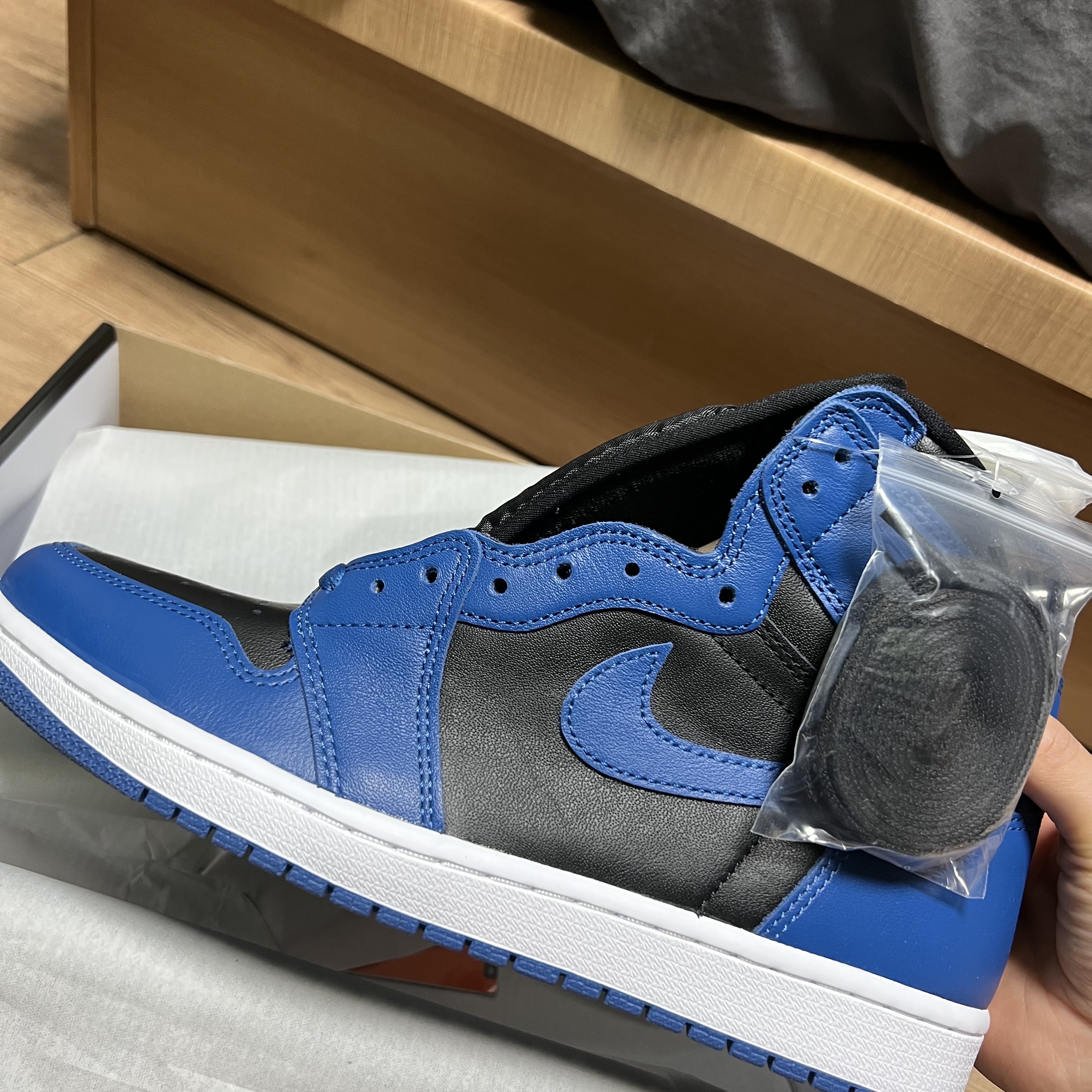 Jordan 1 Retro High OG Dark Marina Blue 착용 스타일