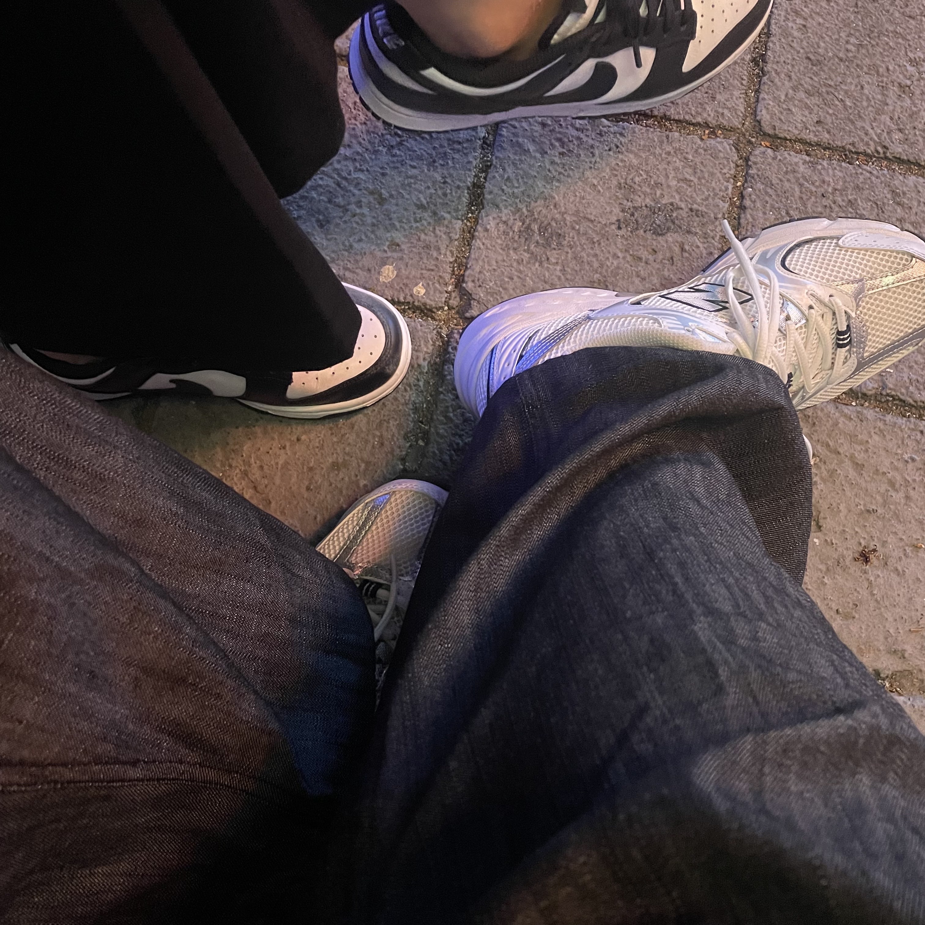 New Balance 530 White, (W) Nike Dunk Low Black 착용 스타일