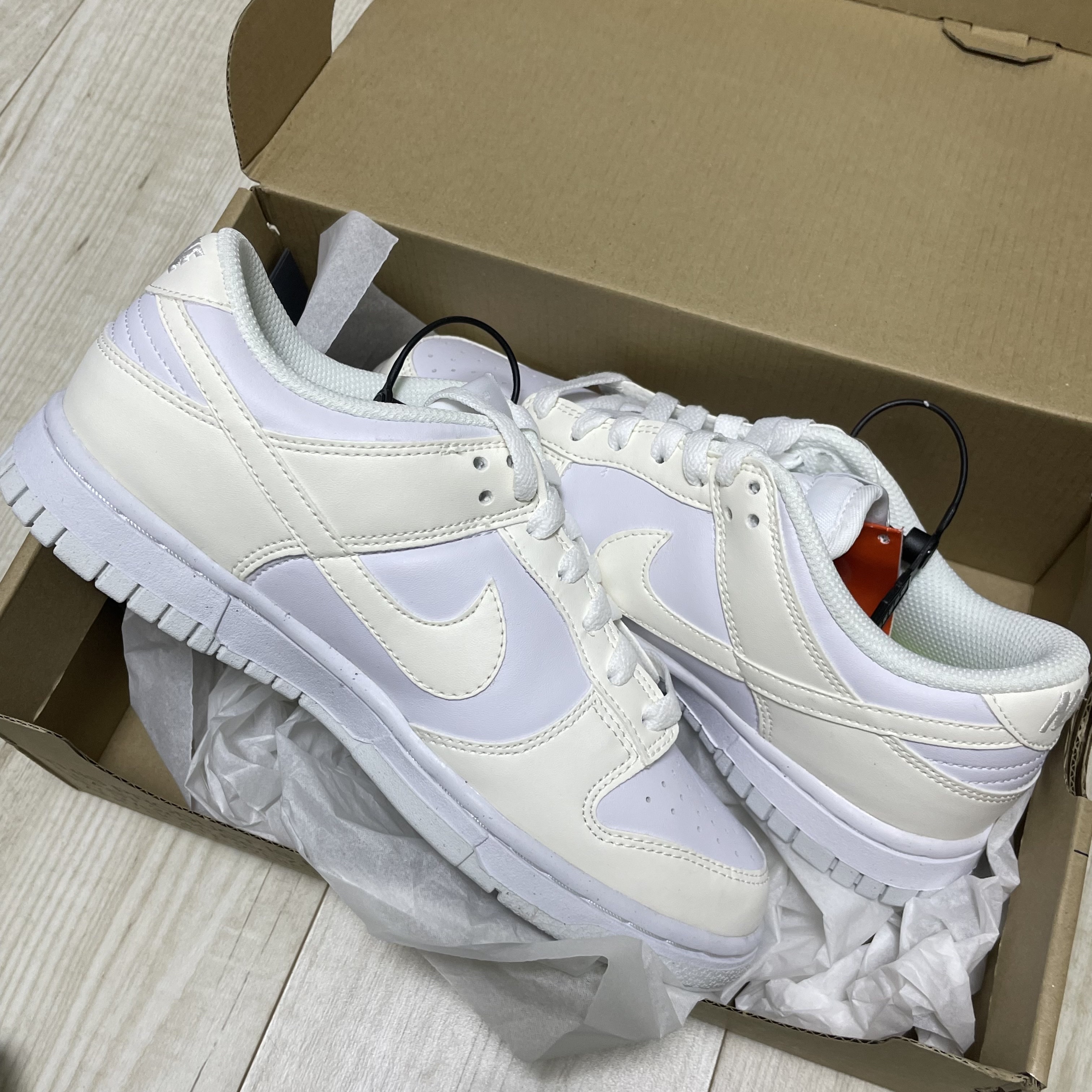 (W) Nike Dunk Low Next Nature Sail 착용 스타일 - 1
