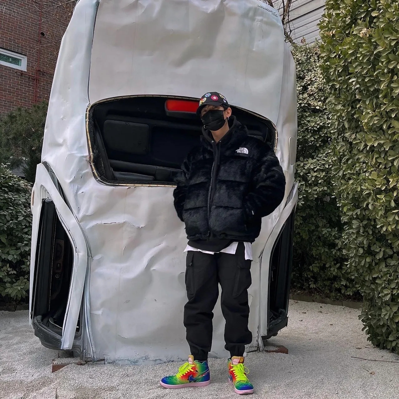 Supreme x The North Face Faux Fur Nuptse Jacket Black - 20FW, Jordan 1 x J Balvin Retro High OG 착용 스타일 - 1