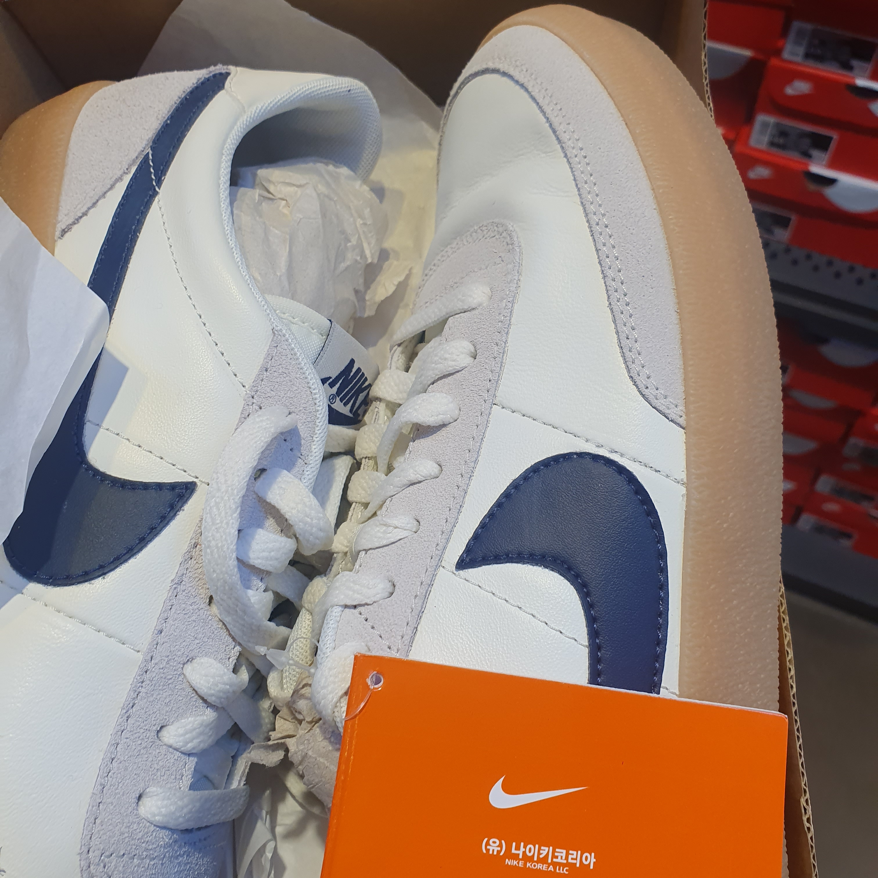 Nike x J.Crew Killshot 2 Sail Midnight Navy 착용 스타일