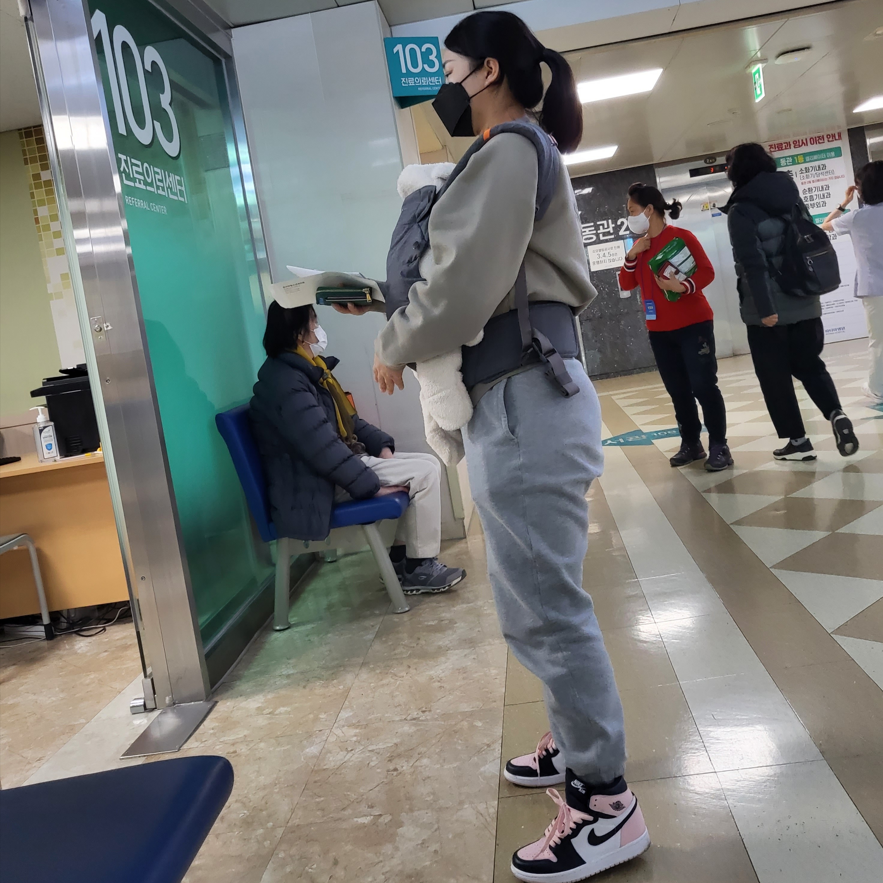 (W) Jordan 1 Retro High OG Atmosphere 착용 스타일