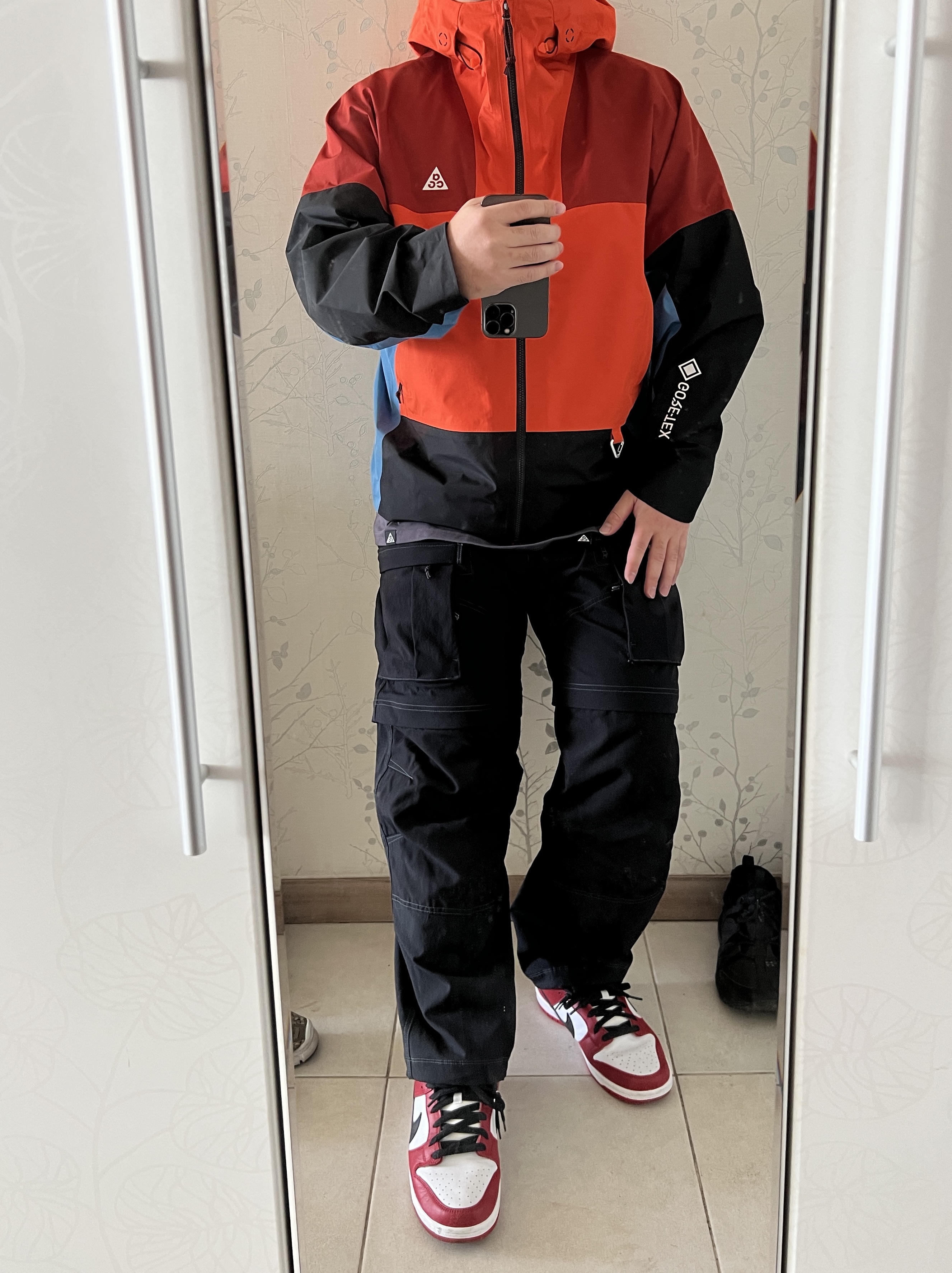 Nike ACG Storm-Fit ADV Chain of Craters Jacket Orange Black Blue - Asia 착용 스타일 - 1