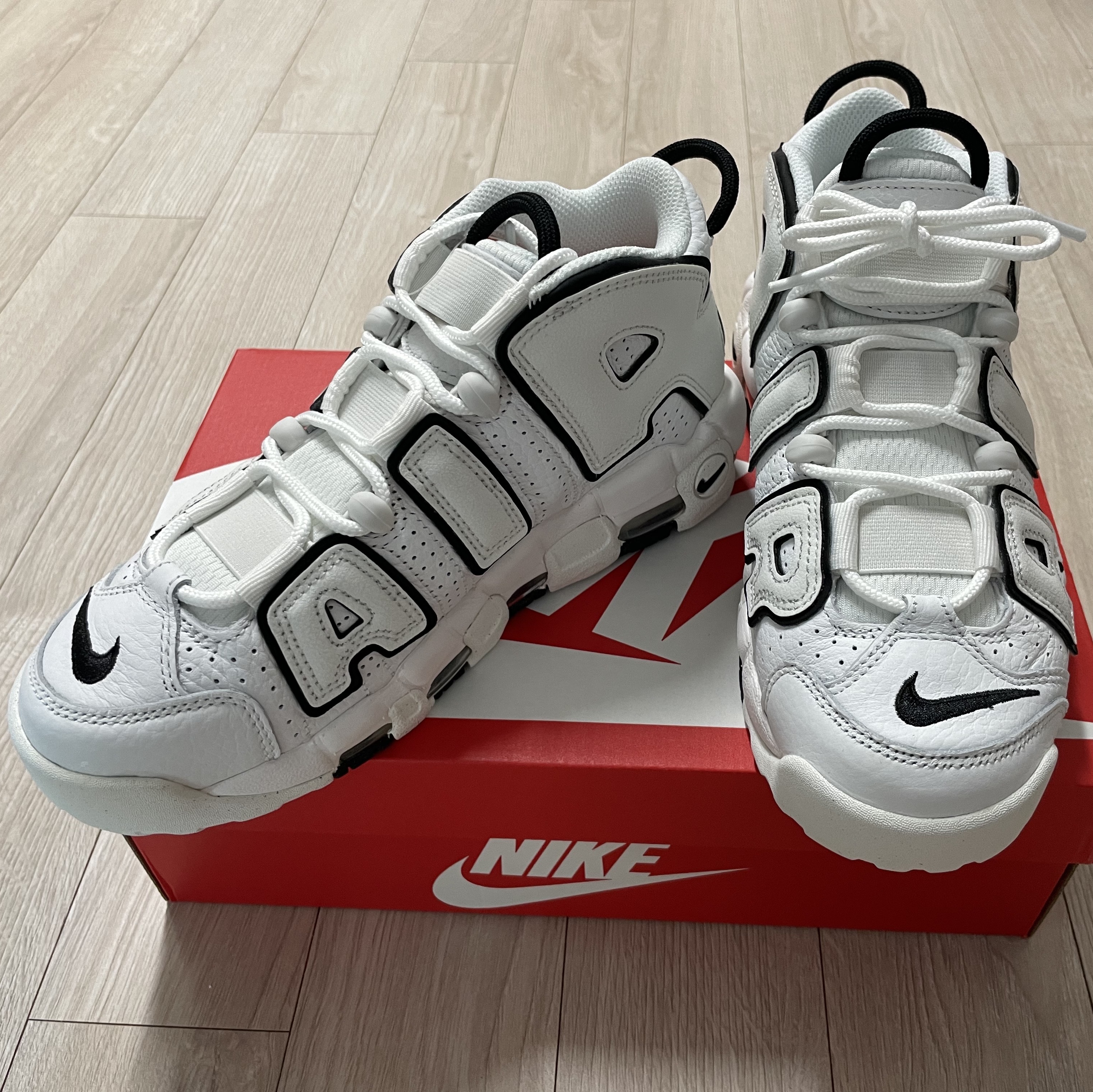 (W) Nike Air More Uptempo Summit White 착용 스타일