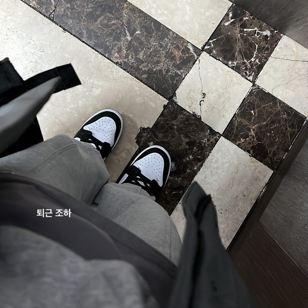 (W) Nike Dunk Low Black 착용 스타일