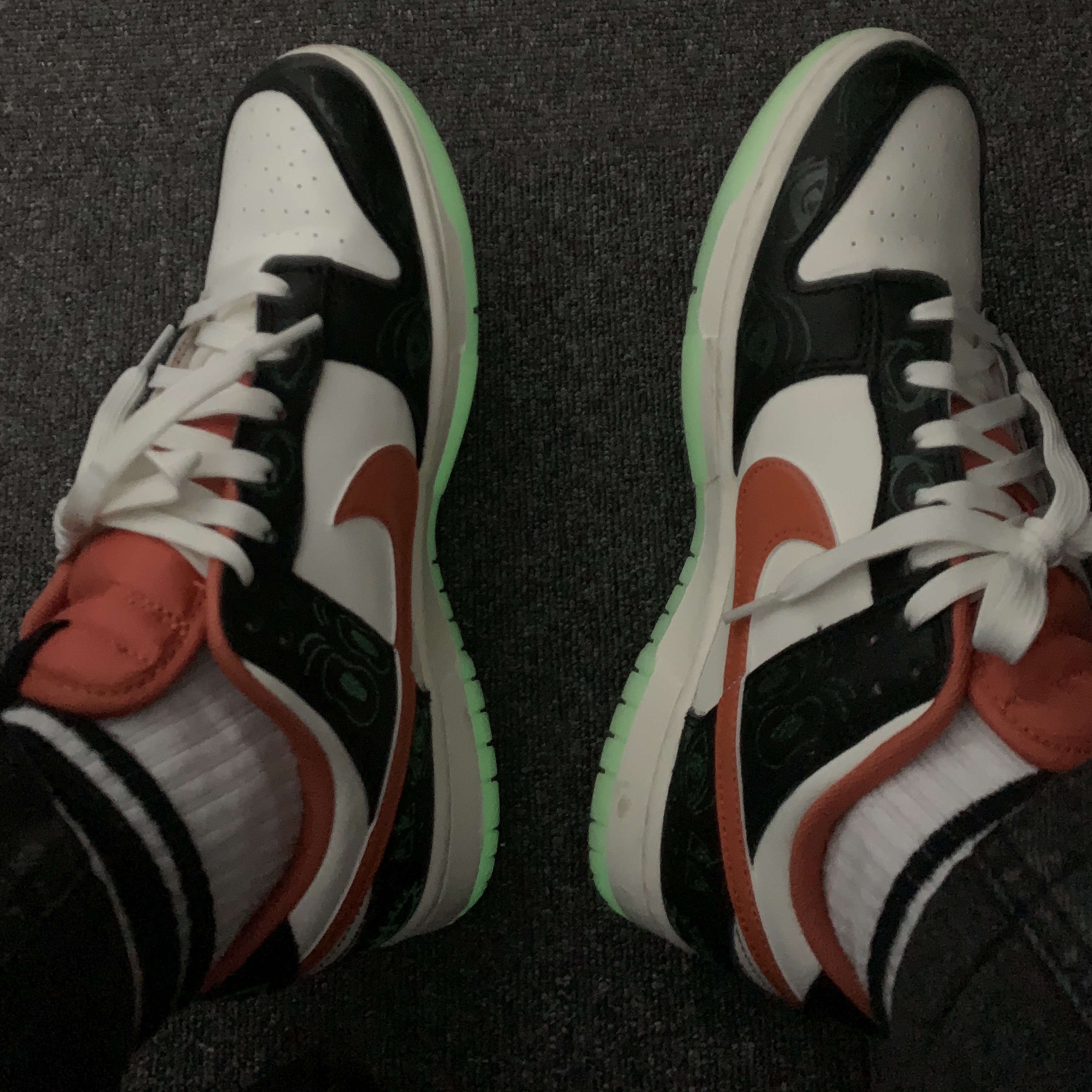 Nike Dunk Low Retro PRM Halloween 착용 스타일