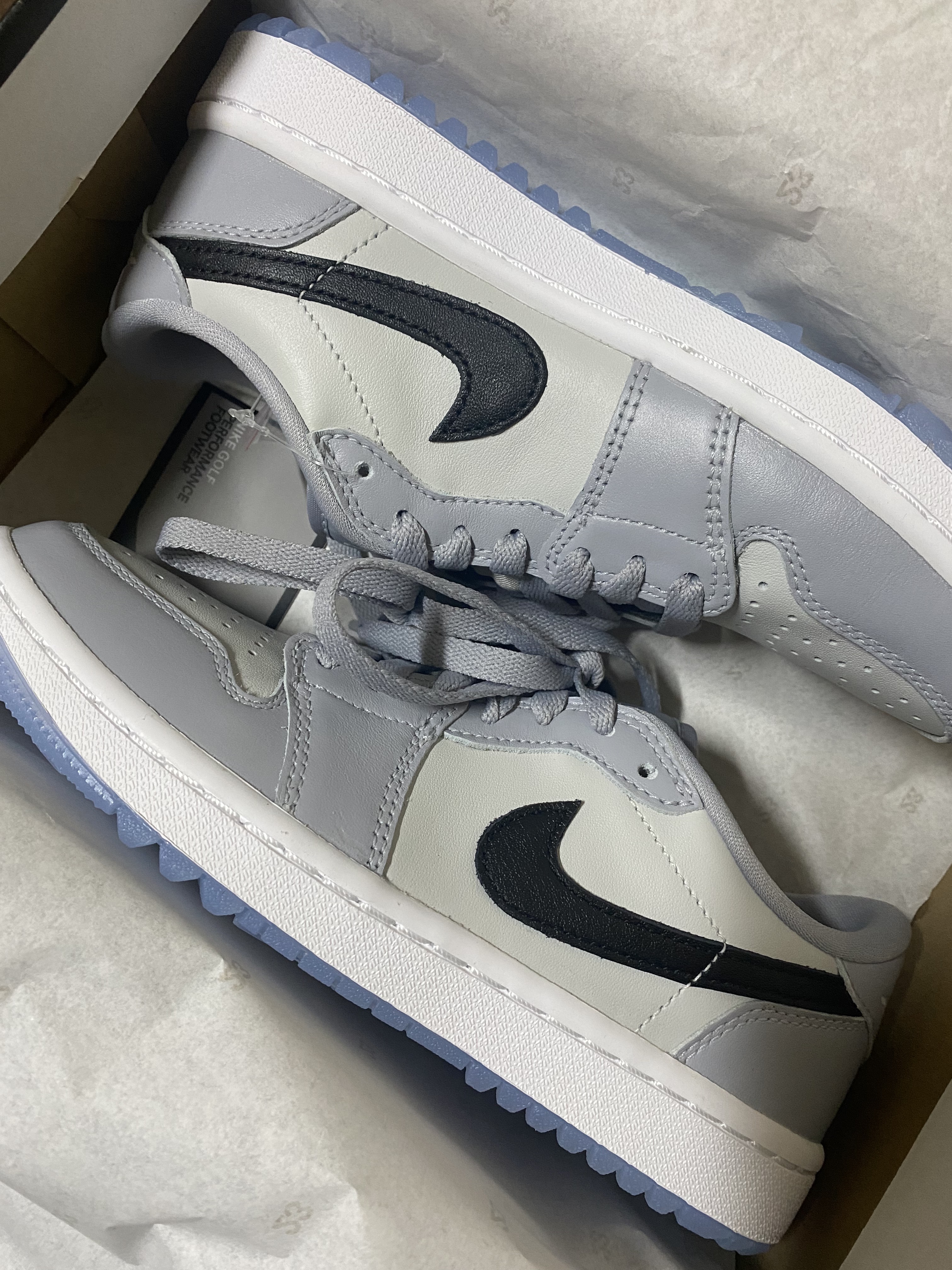 Jordan 1 Low Golf Wolf Grey 착용 스타일 - 2