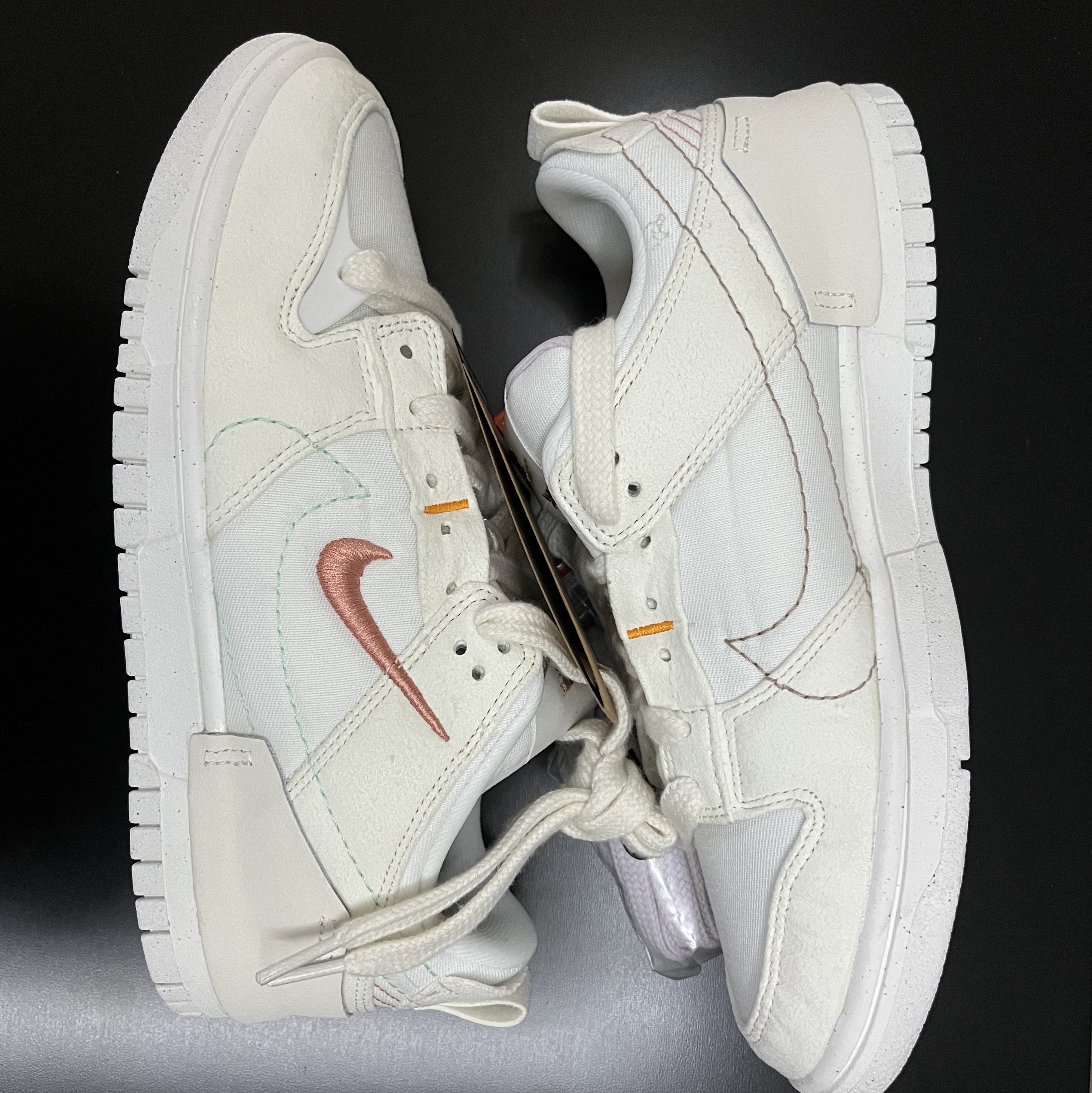 (W) Nike Dunk Low Disrupt 2 Pale Ivory Sail 착용 스타일 - 3