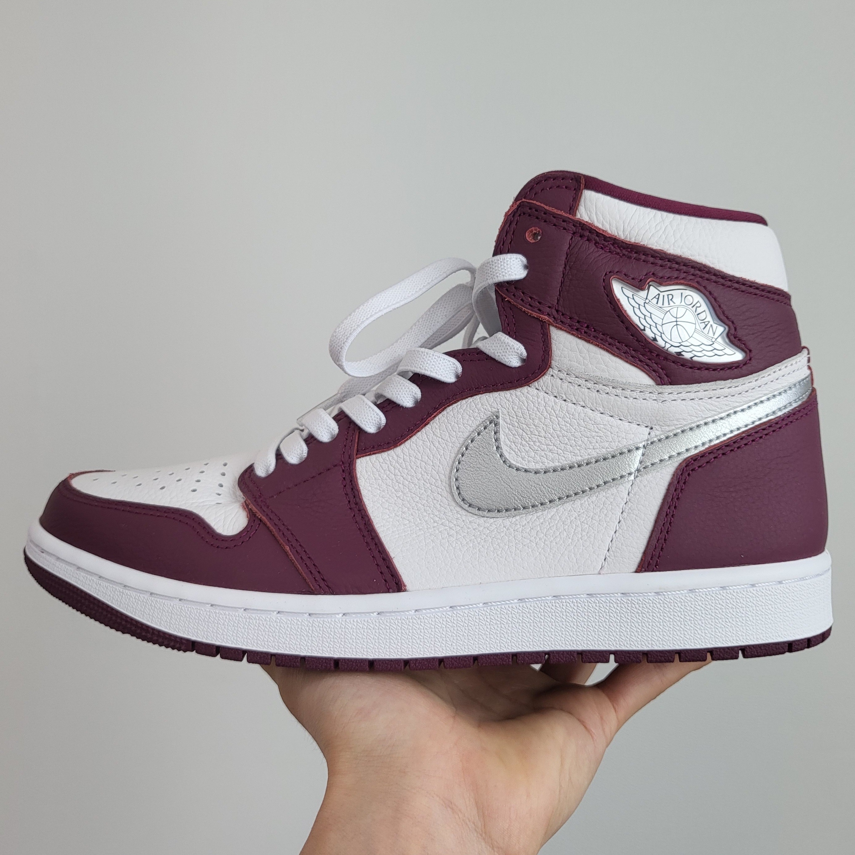 Jordan 1 Retro High OG Bordeaux, (GS) Jordan 1 Retro High OG Bordeaux 착용 스타일 - 1