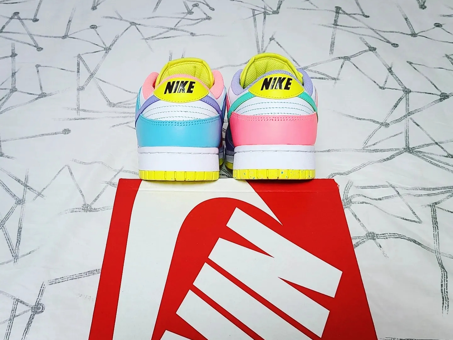 (W) Nike Dunk Low SE Candy 착용 스타일 - 4