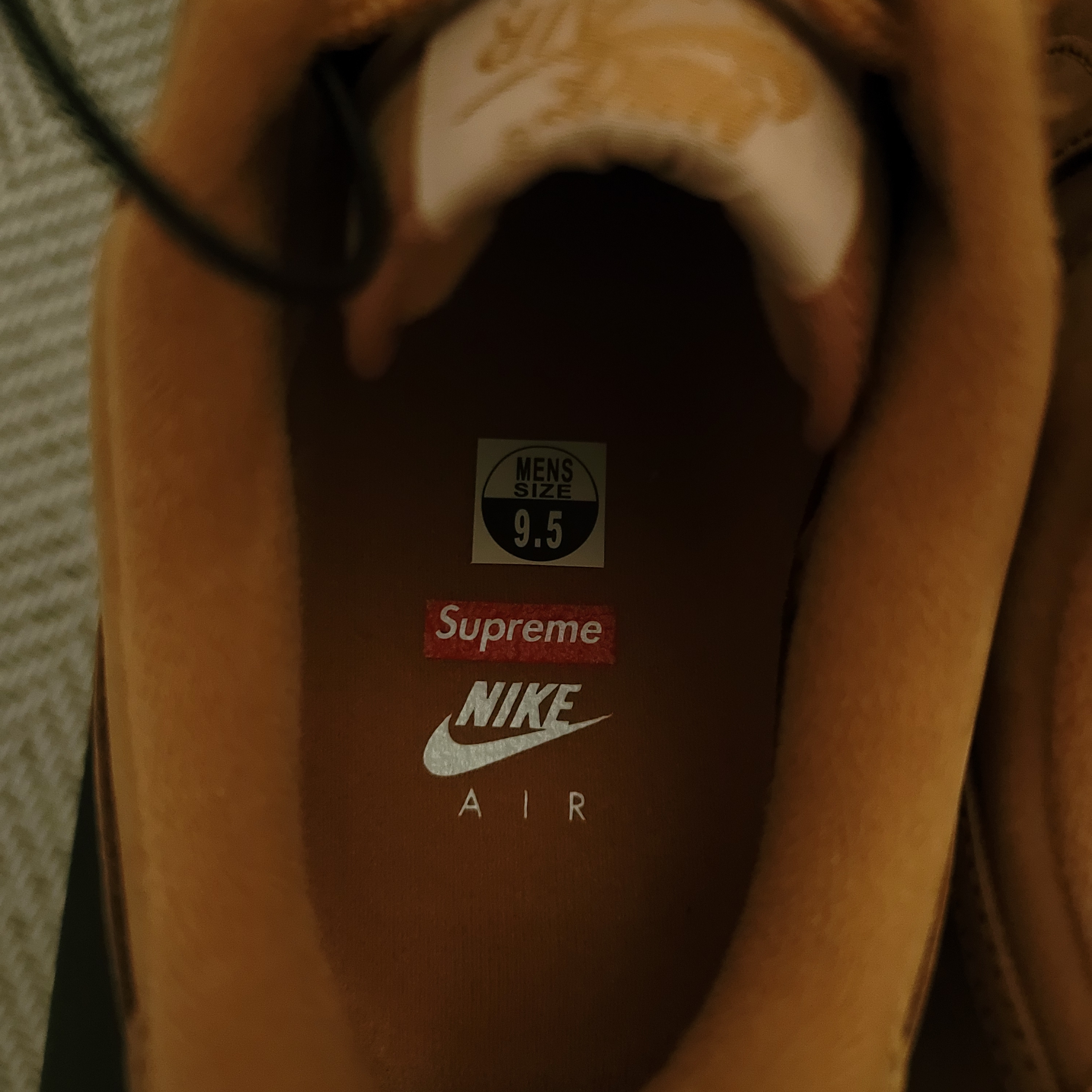 Nike x Supreme Air Force 1 Low Flax 착용 스타일 - 3