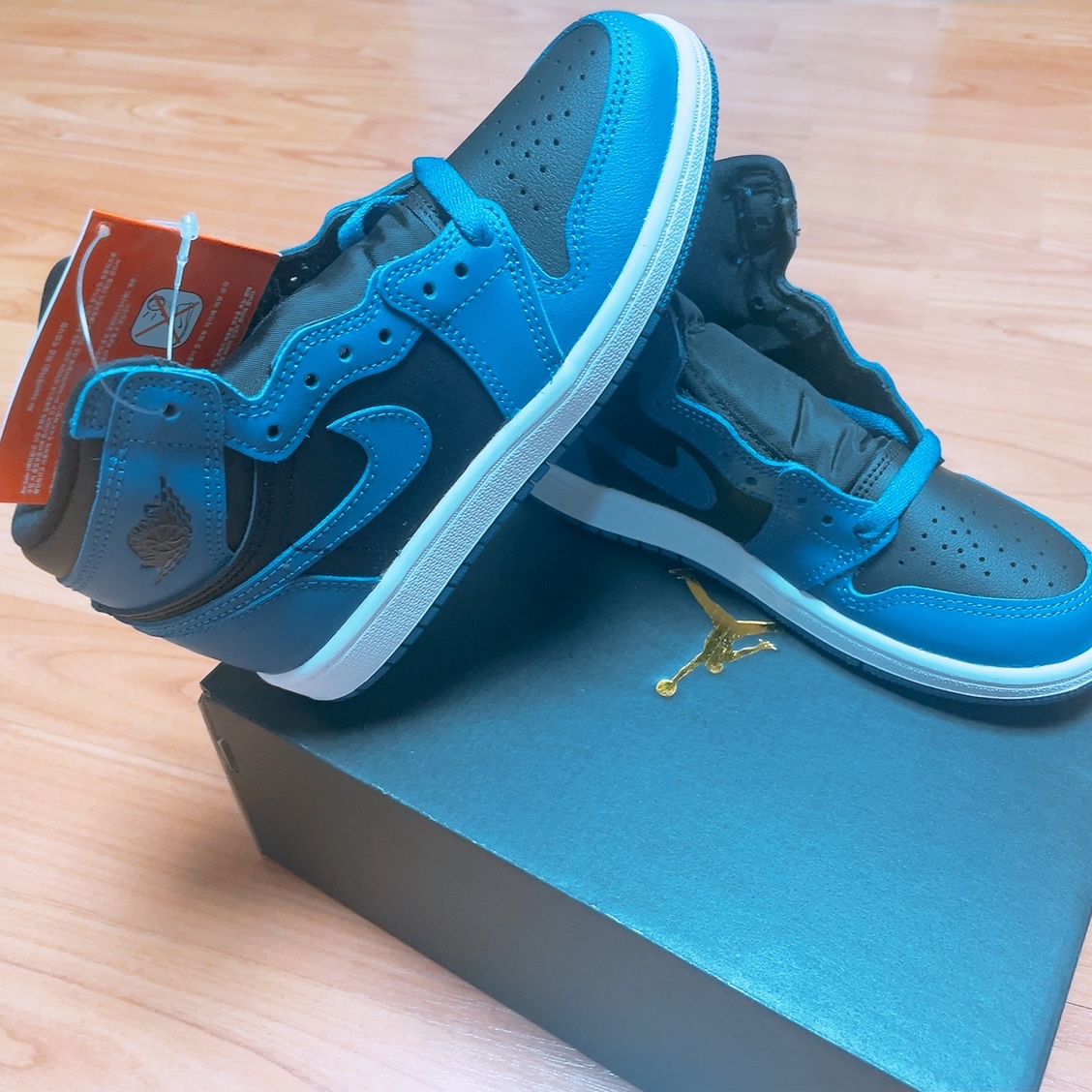 (PS) Jordan 1 Retro High OG Dark Marina Blue 착용 스타일 - 2