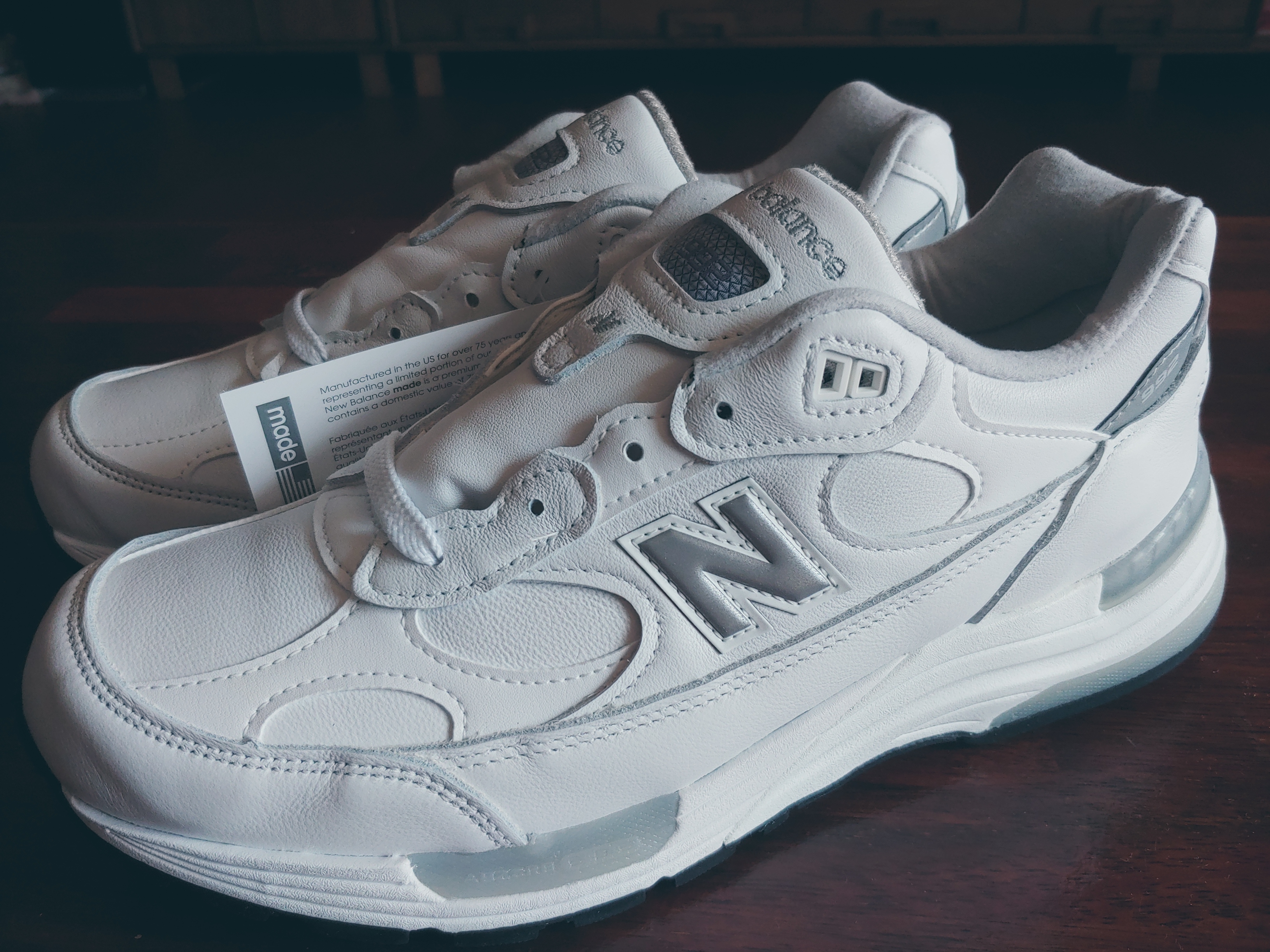 New Balance 992 Made in USA White Silver 착용 스타일
