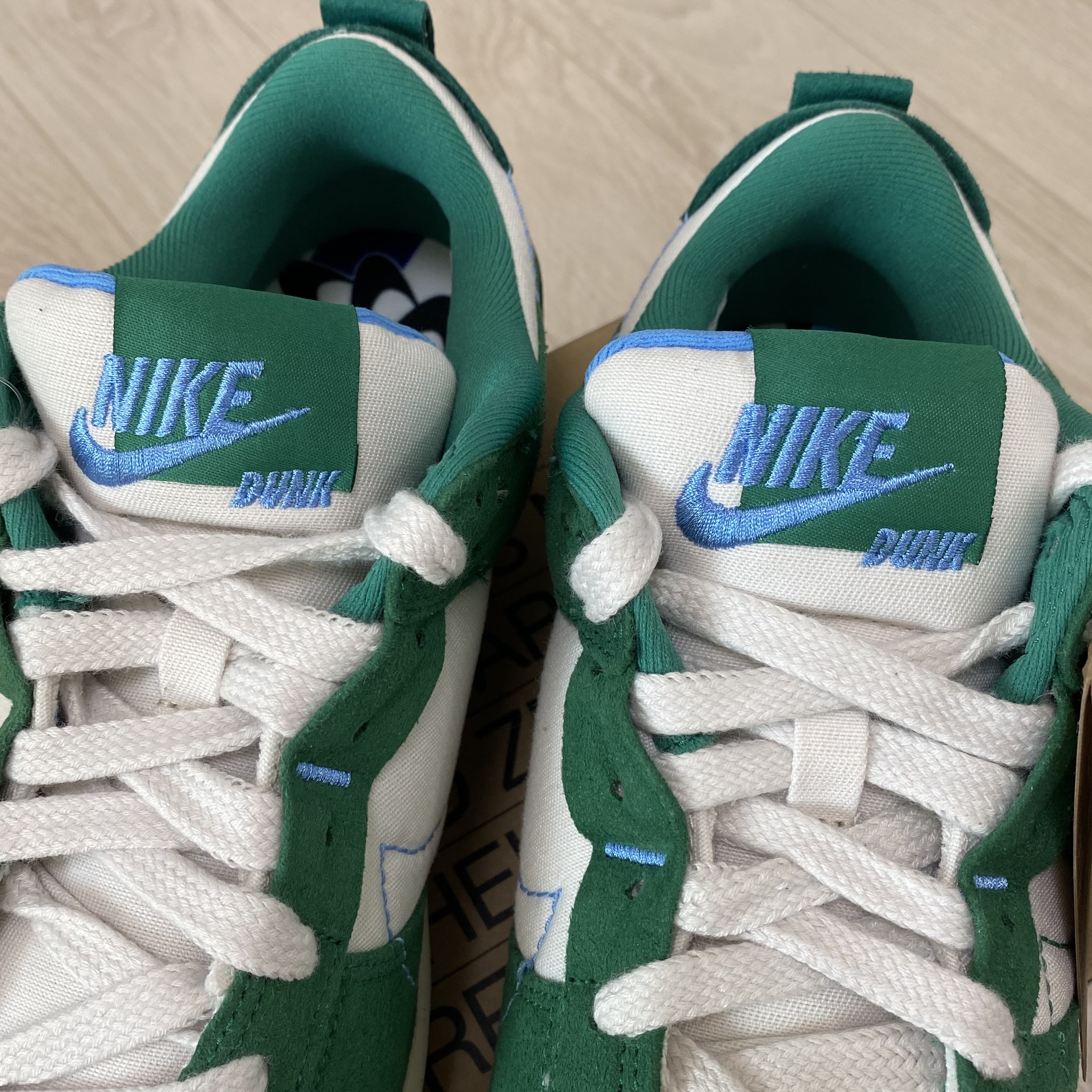(W) Nike Dunk Low Disrupt 2 Phantom University Blue 착용 스타일 - 3