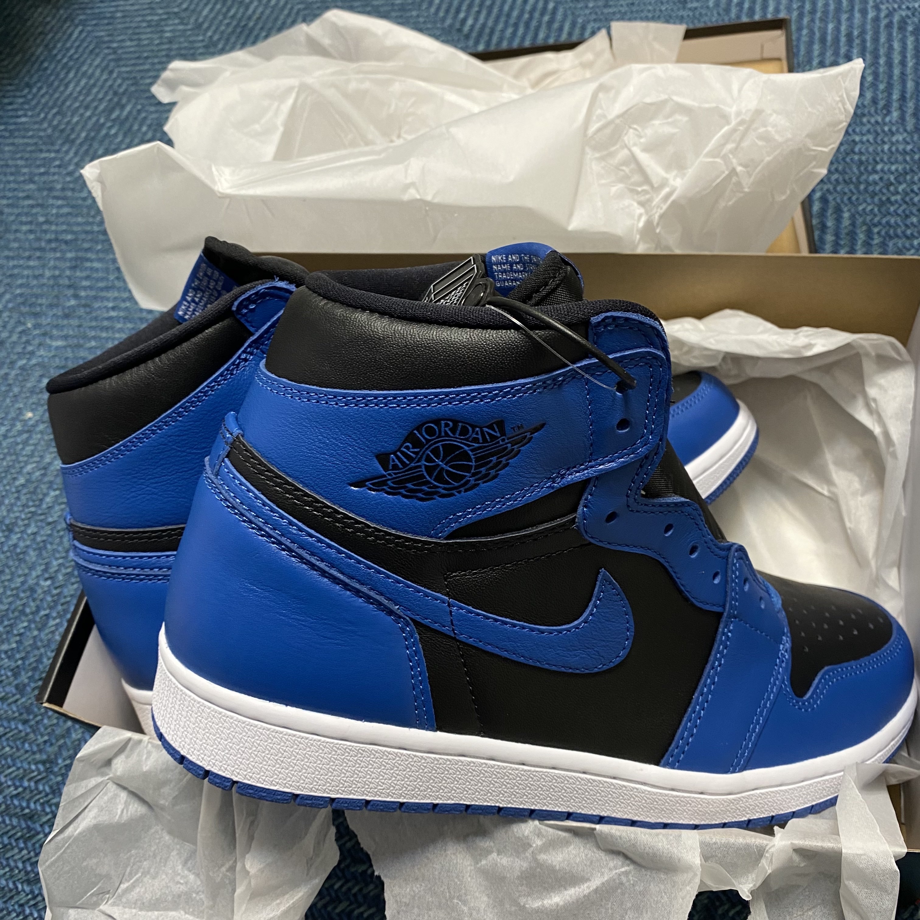 Jordan 1 Retro High OG Dark Marina Blue 착용 스타일