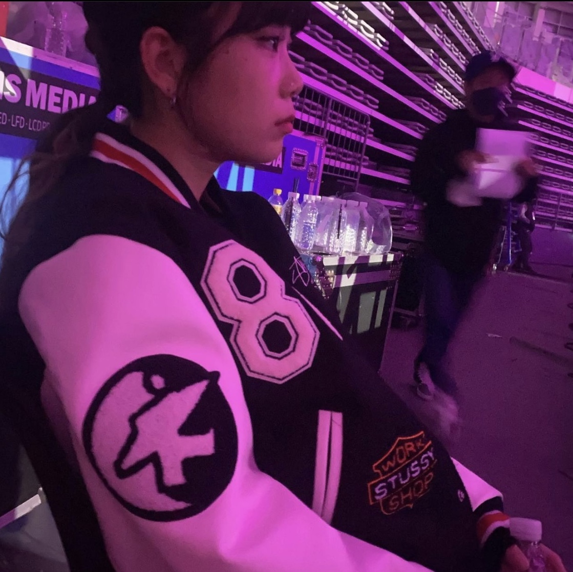 Stussy x Our Legacy x Denim Tears TTL Varsity Jacket Black 착용 스타일 - 1