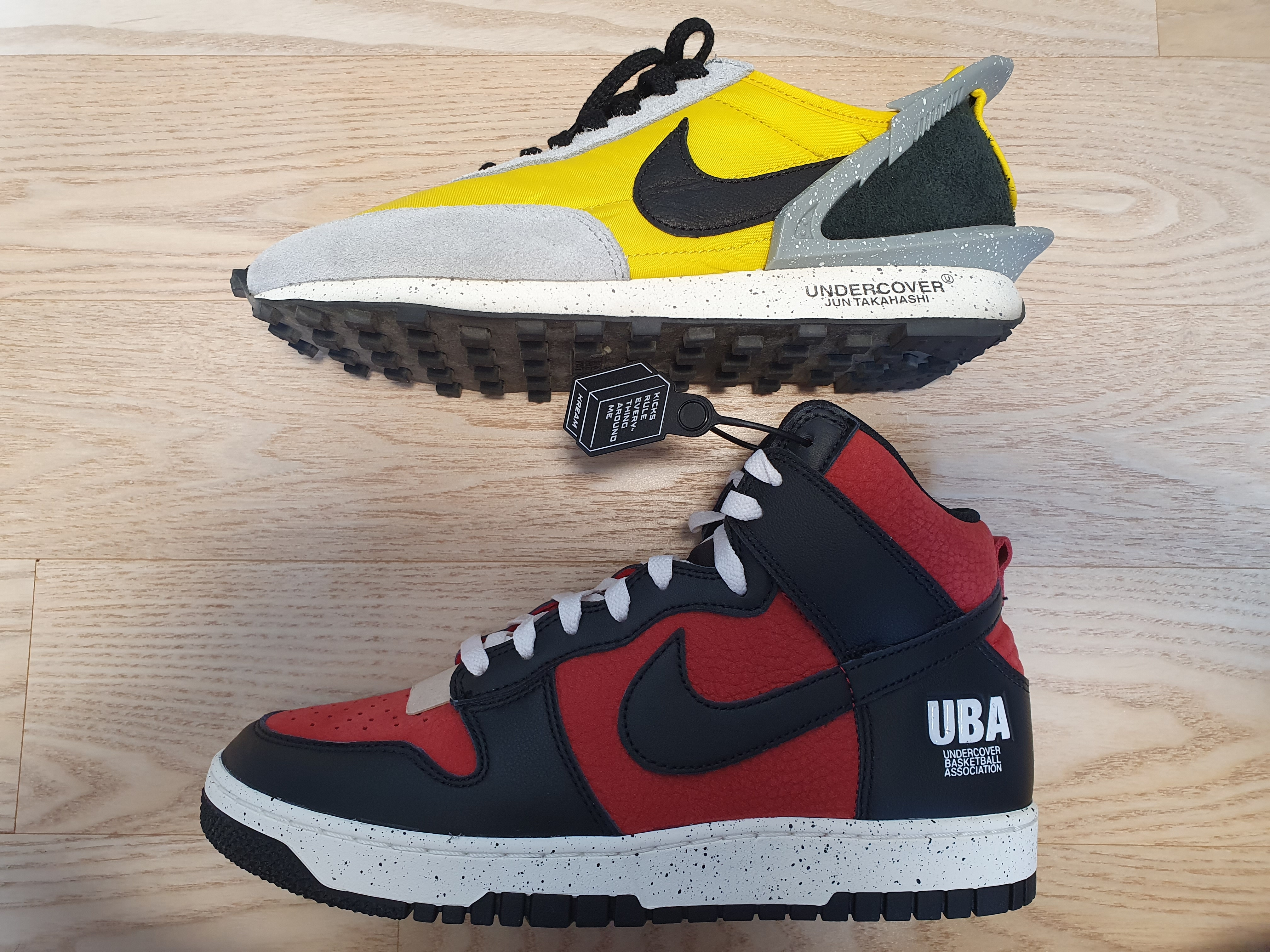 Nike x Undercover Daybreak Bright Citron, Nike x Undercover Dunk High 1985 Gym Red 착용 스타일 - 1