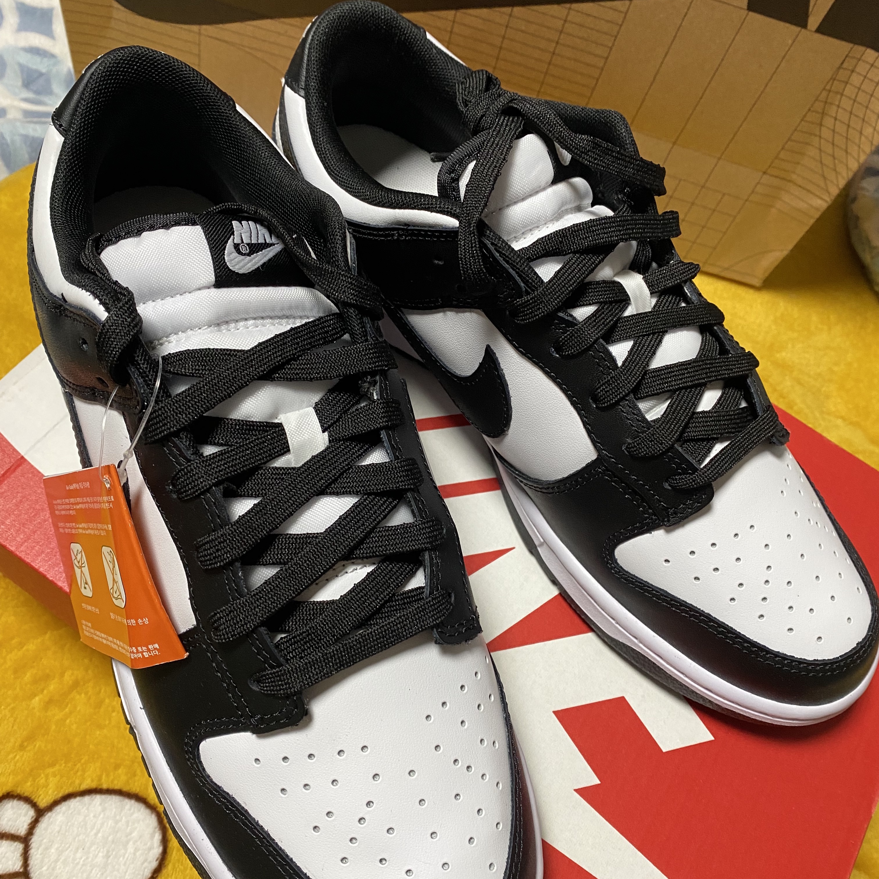 Nike Dunk Low Retro Black 착용 스타일 - 3