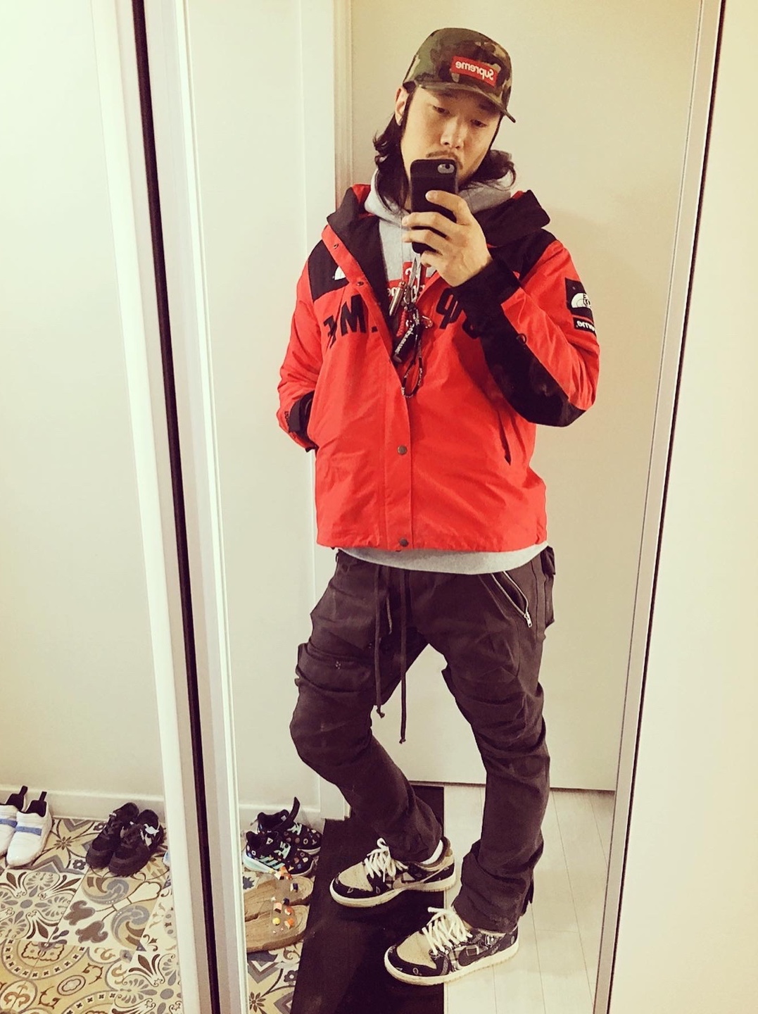 insta : s.u.p.r.e.m.e.213님의 스타일 - 1