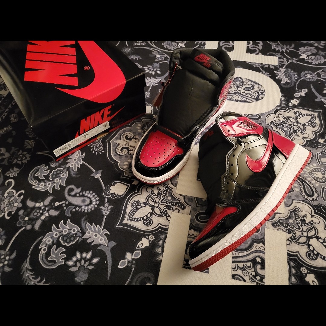 Jordan 1 Retro High OG Patent Bred 착용 스타일 - 1