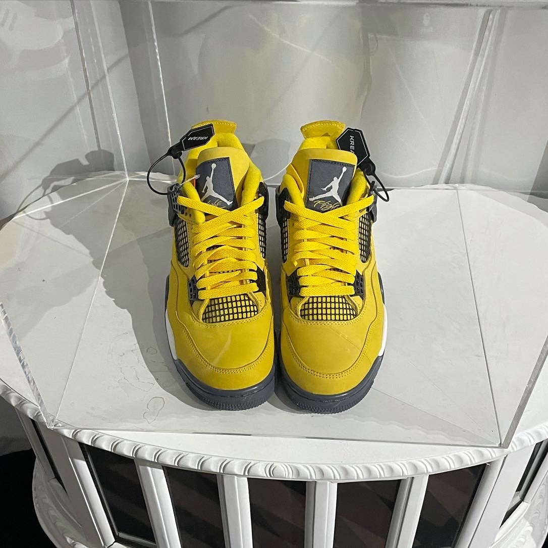 Jordan 4 Retro Tour Yellow 착용 스타일 - 3