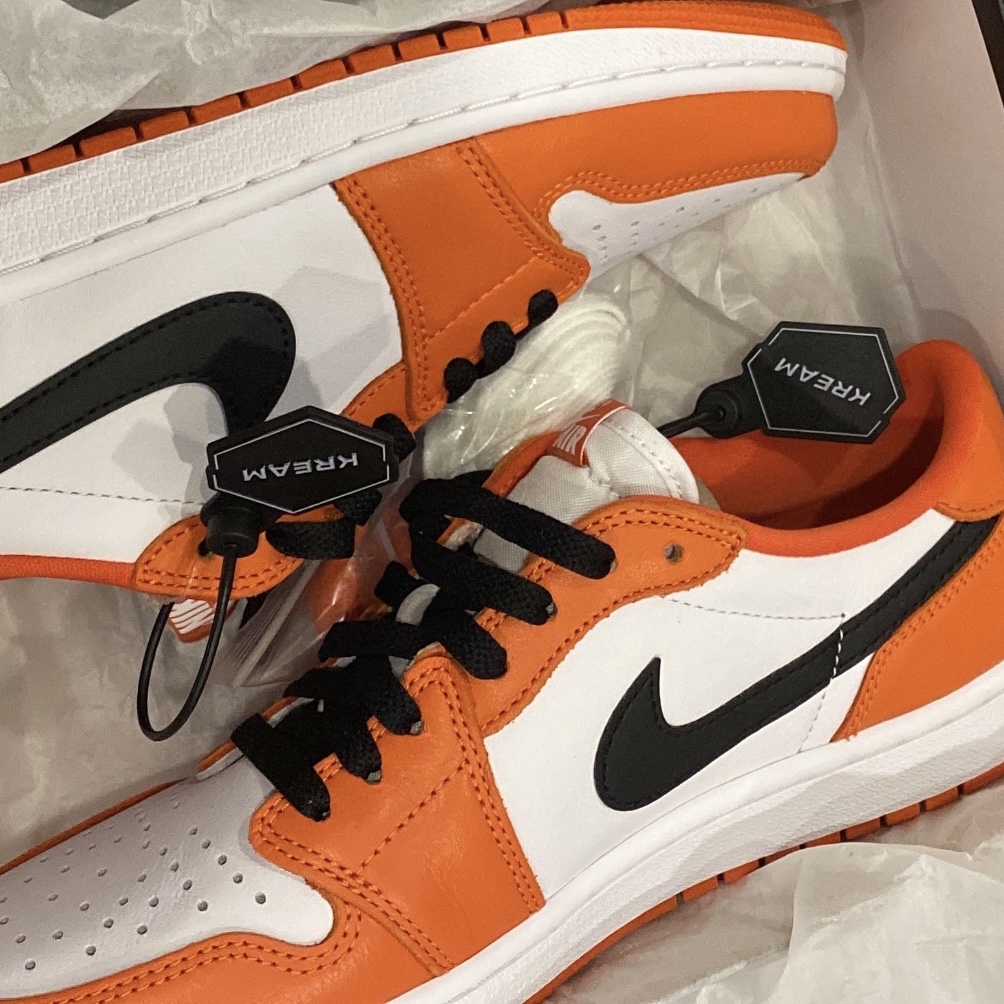 Jordan 1 Low OG Starfish 착용 스타일