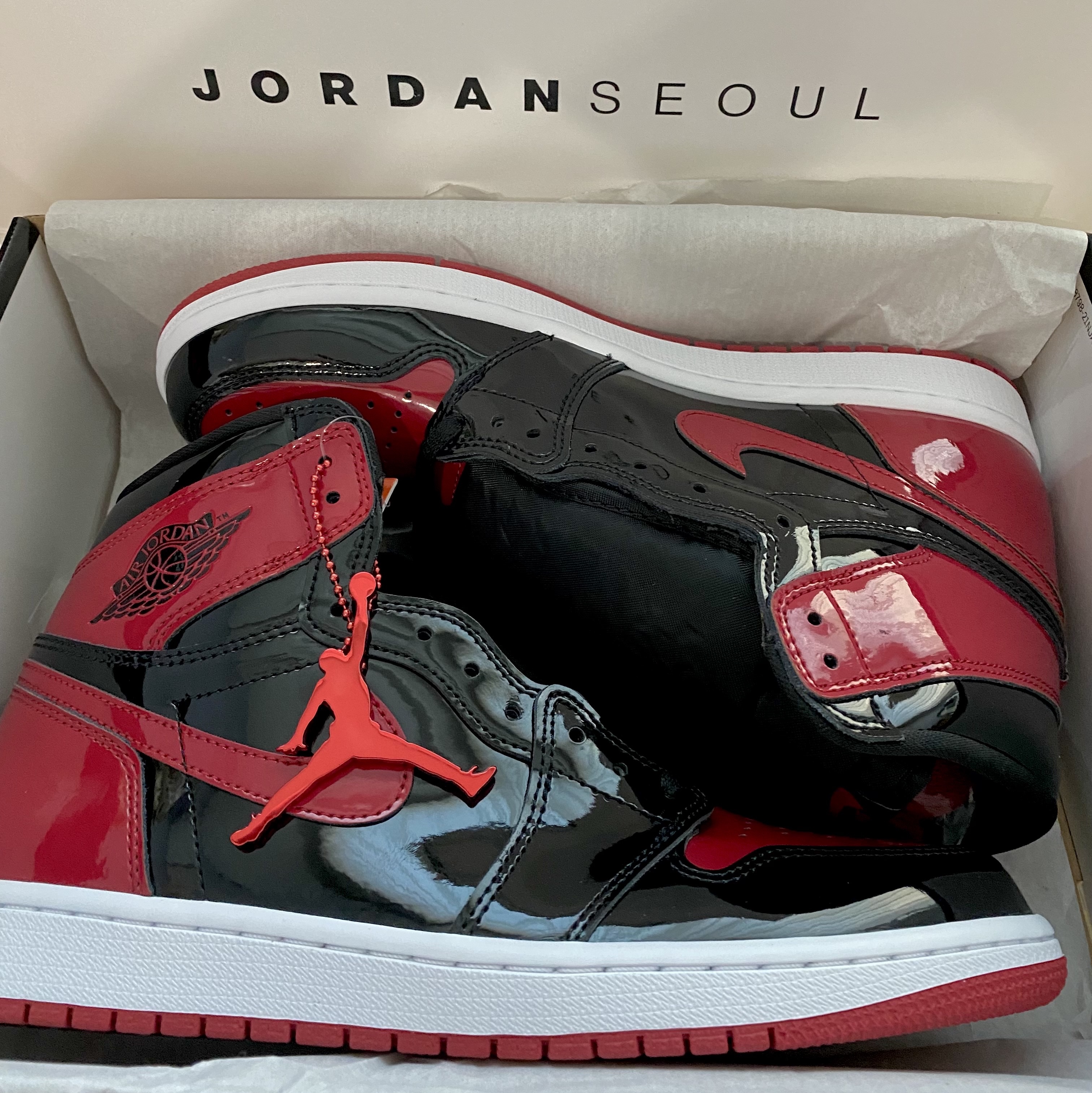 Jordan 1 Retro High OG Patent Bred 착용 스타일