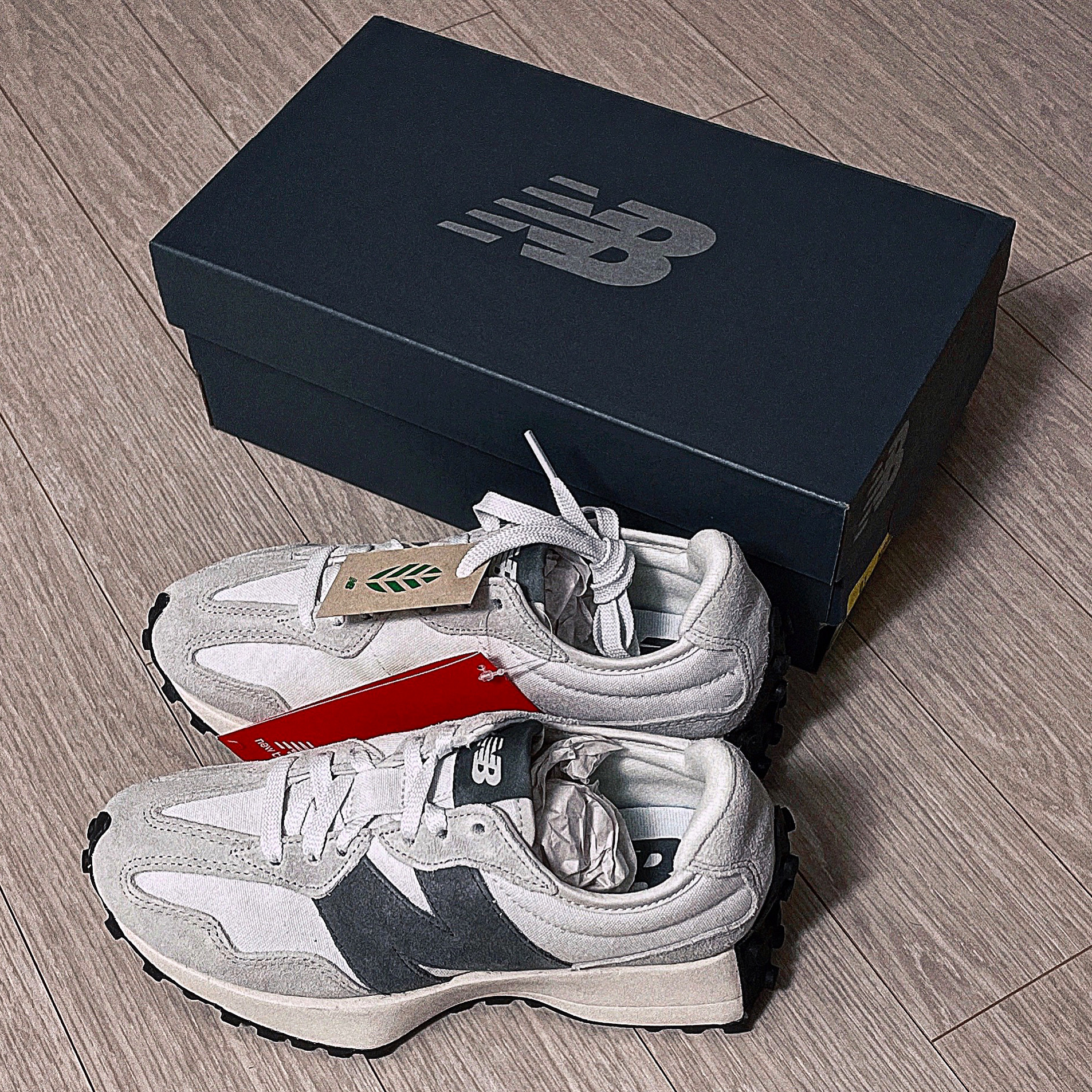 New Balance 327 Nimbus Cloud Rain Cloud 착용 스타일