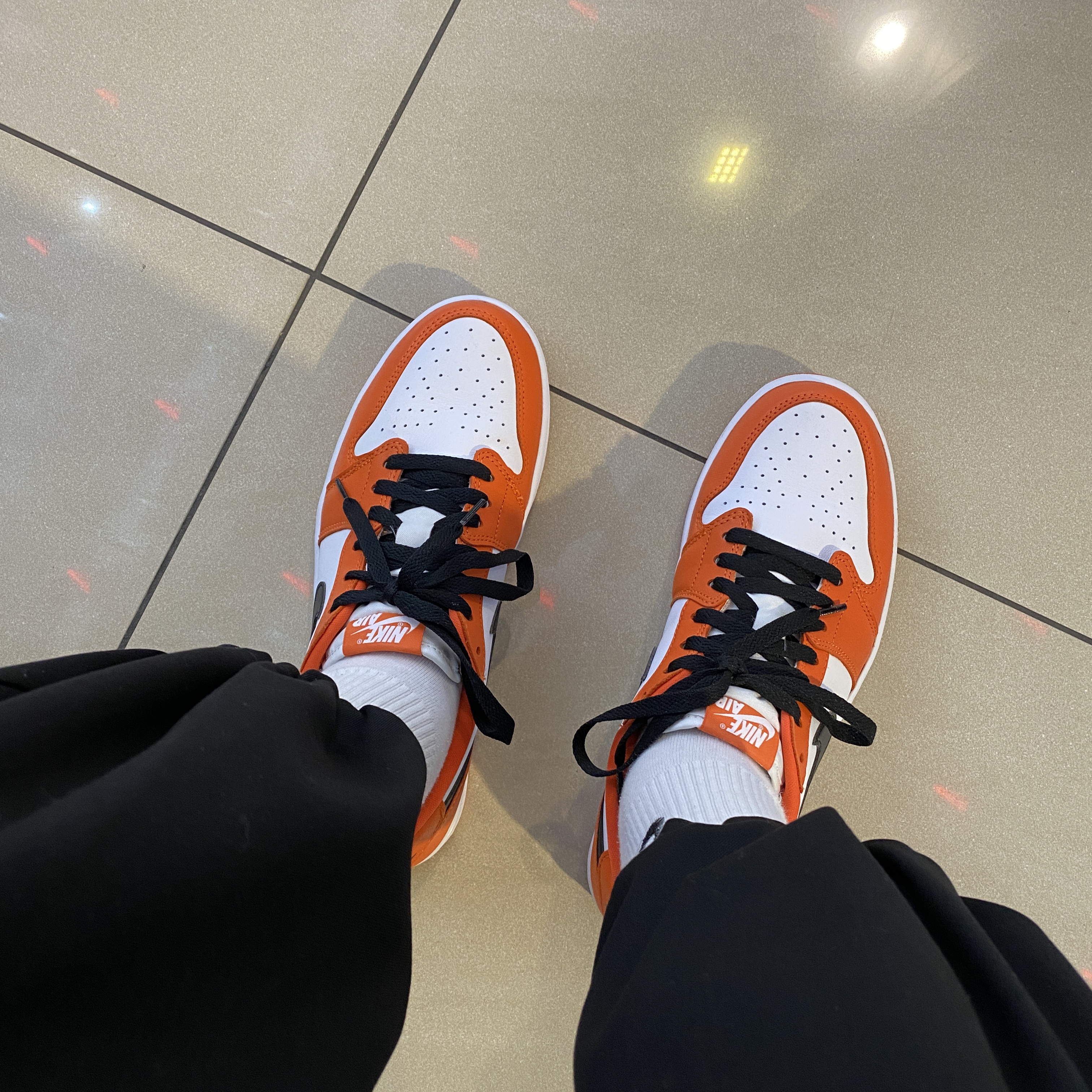 (W) Jordan 1 Low OG Starfish, Jordan 1 Low OG Starfish 착용 스타일